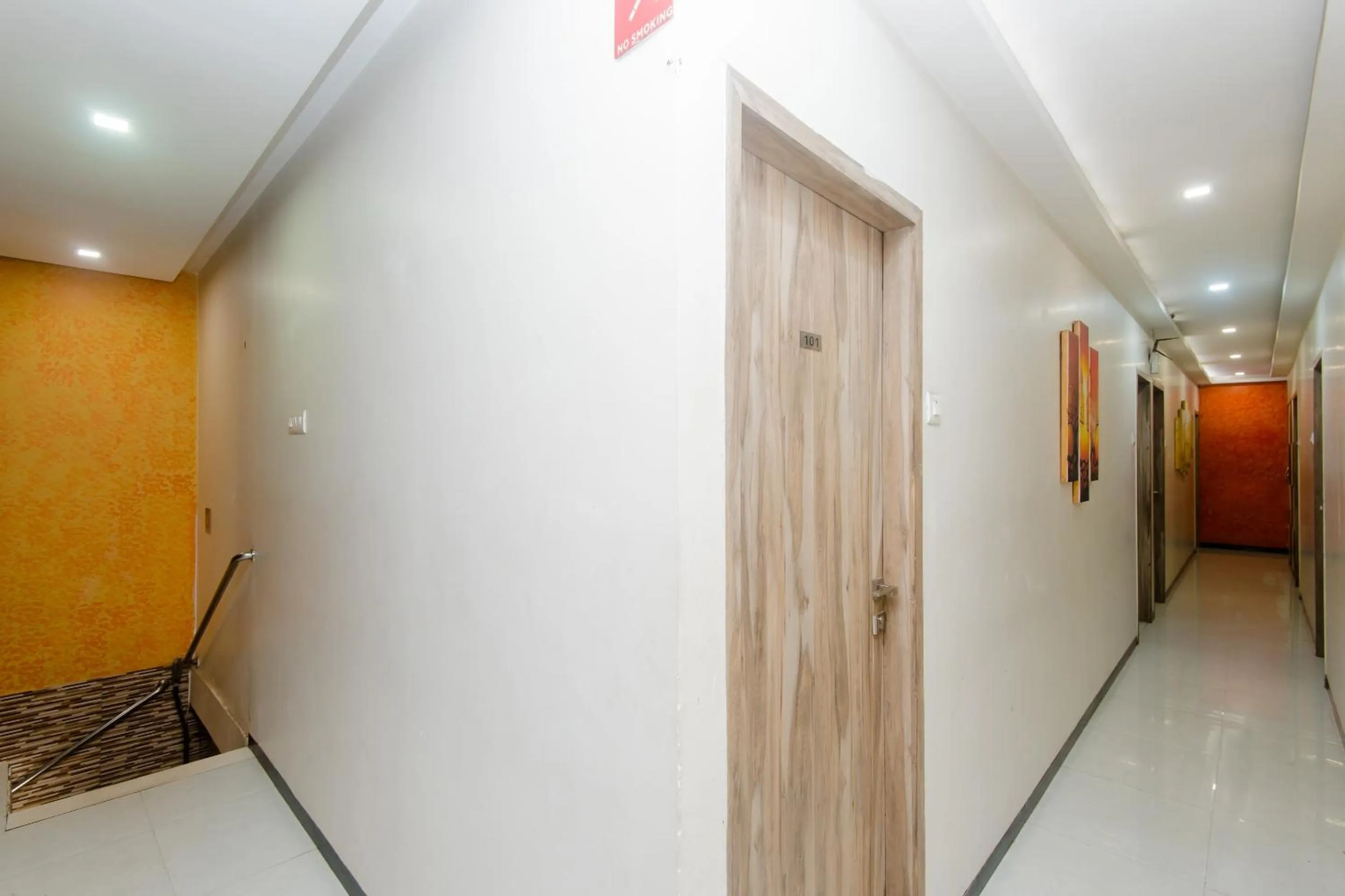 Lobby or reception in Hotel O Blue Pearl Residency Near Chhatrapati Shivaji International Airport