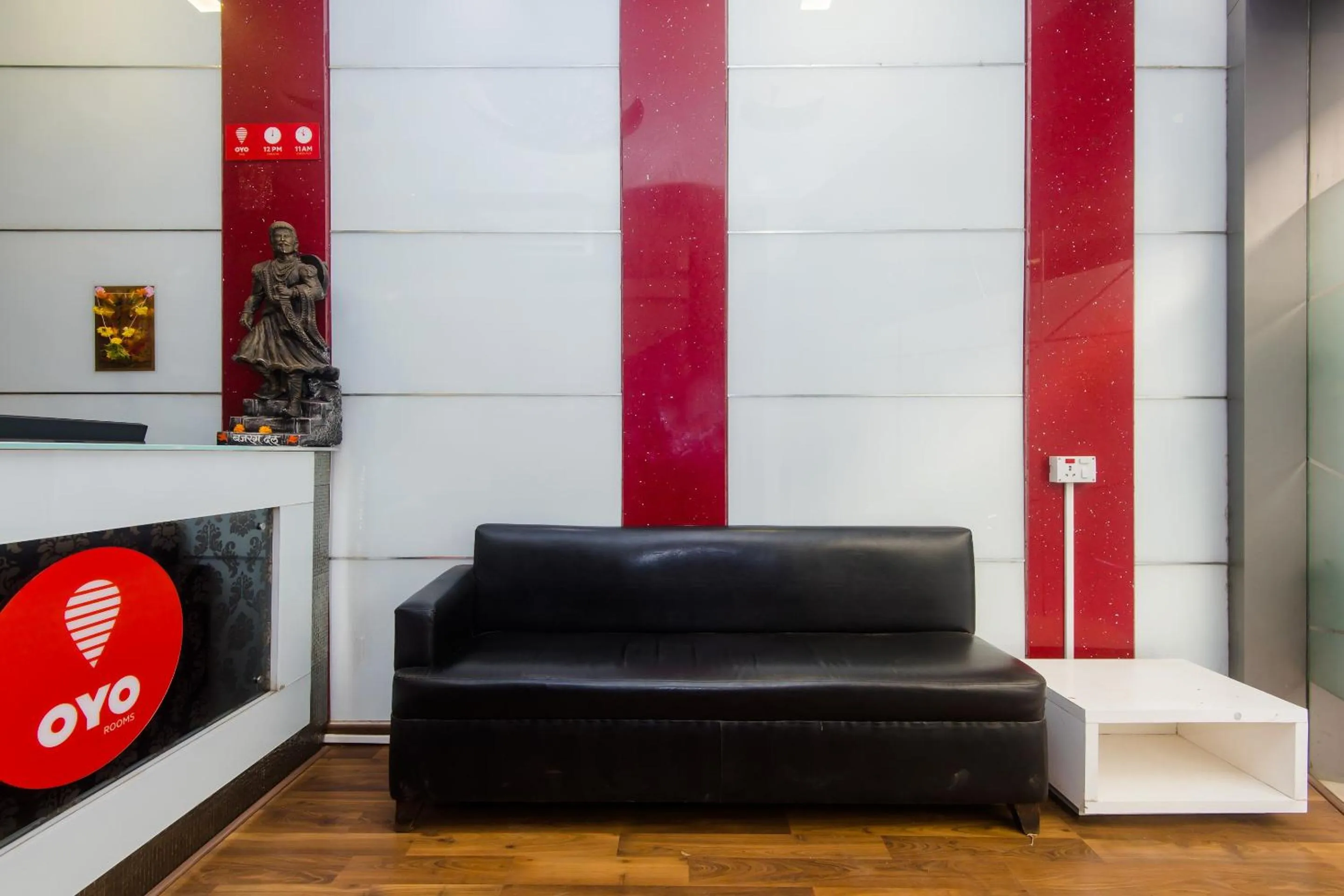 Lobby or reception in Hotel O Blue Pearl Residency Near Chhatrapati Shivaji International Airport