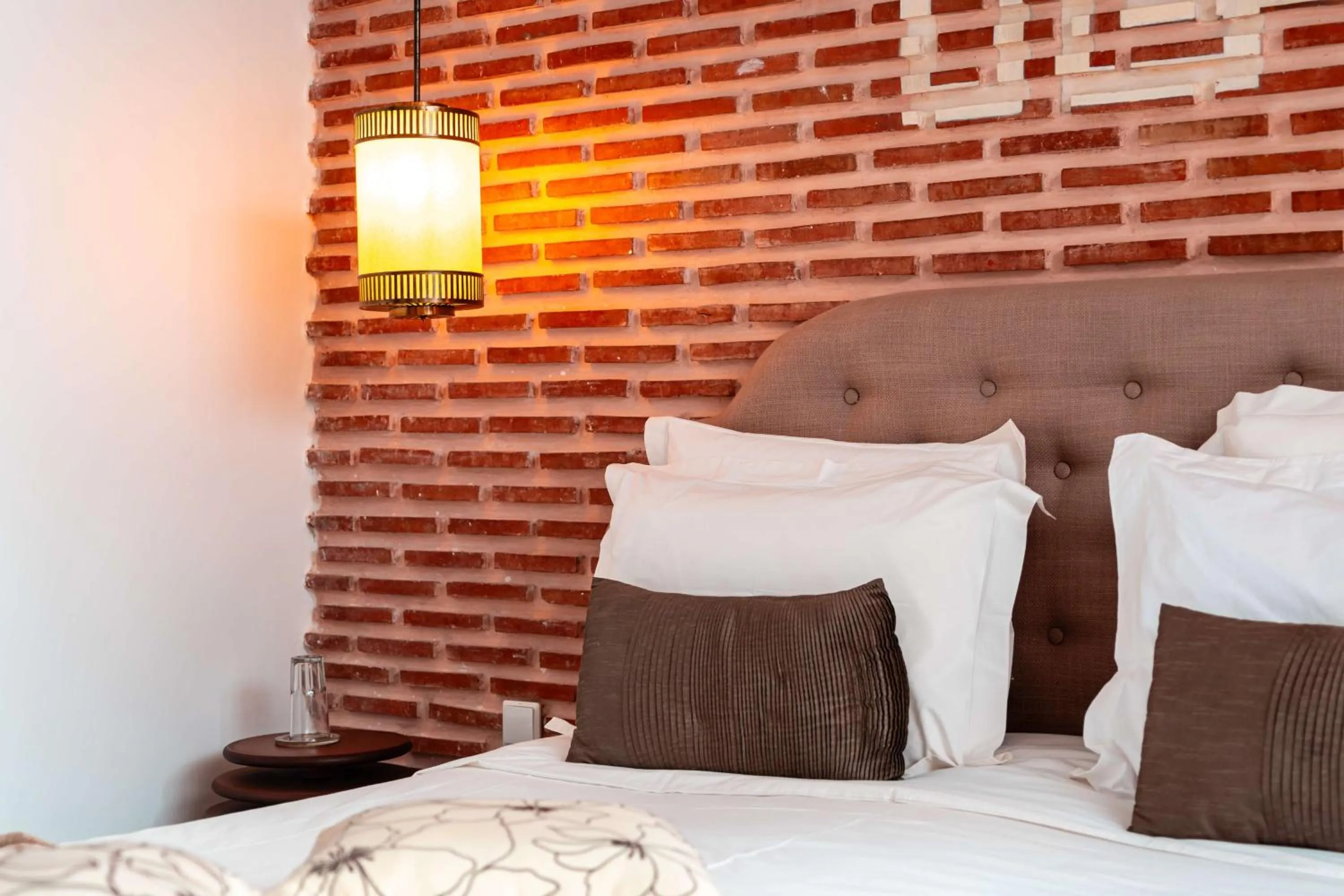 Bed in Riad la Source du Desert