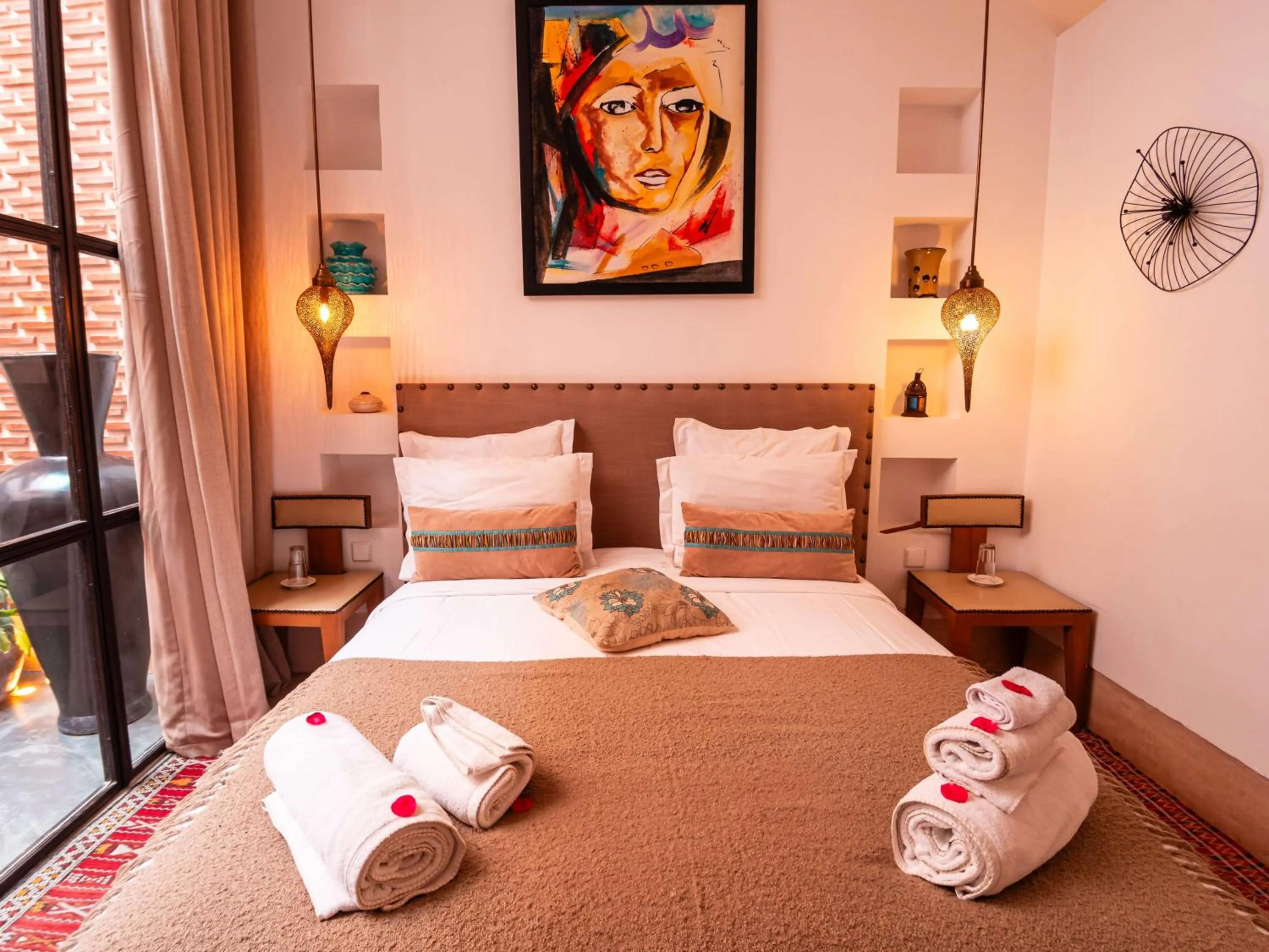 Bed in Riad la Source du Desert