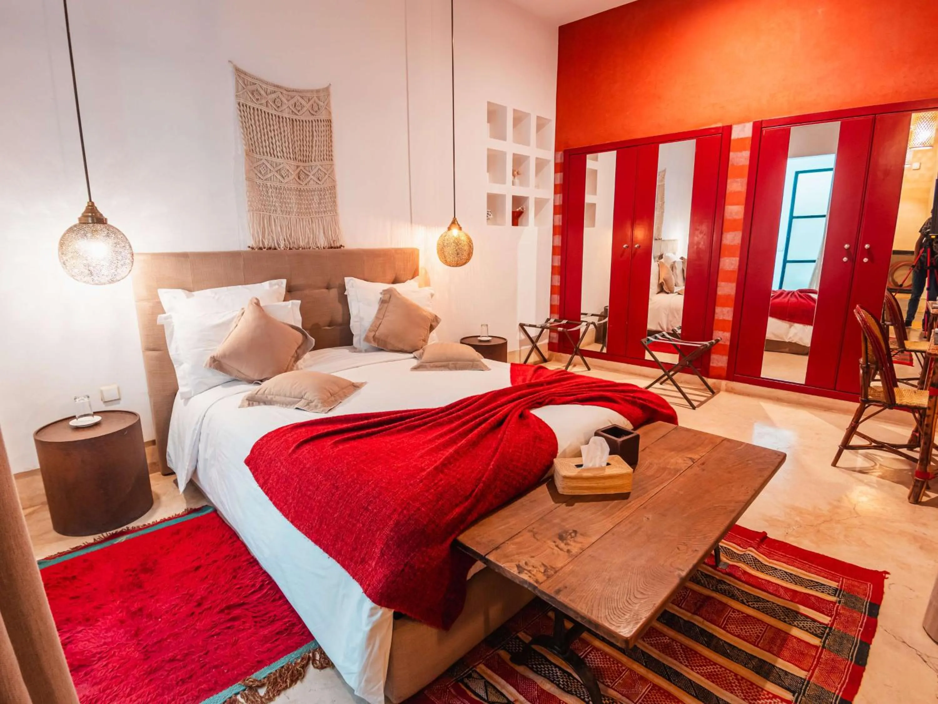 Bed in Riad la Source du Desert