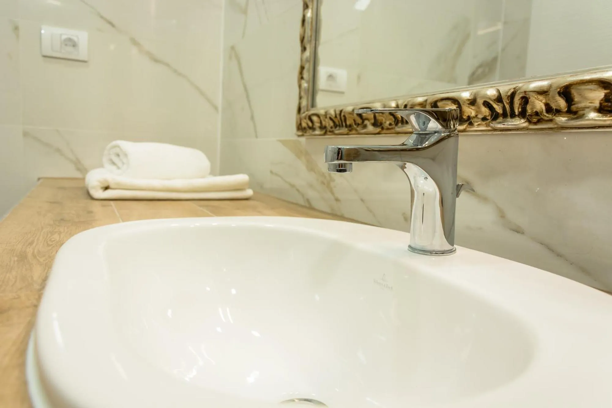 Hotel & Distillery Monogram