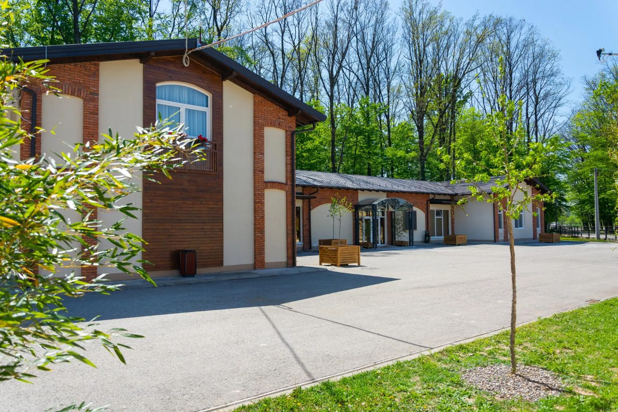 Hotel & Distillery Monogram