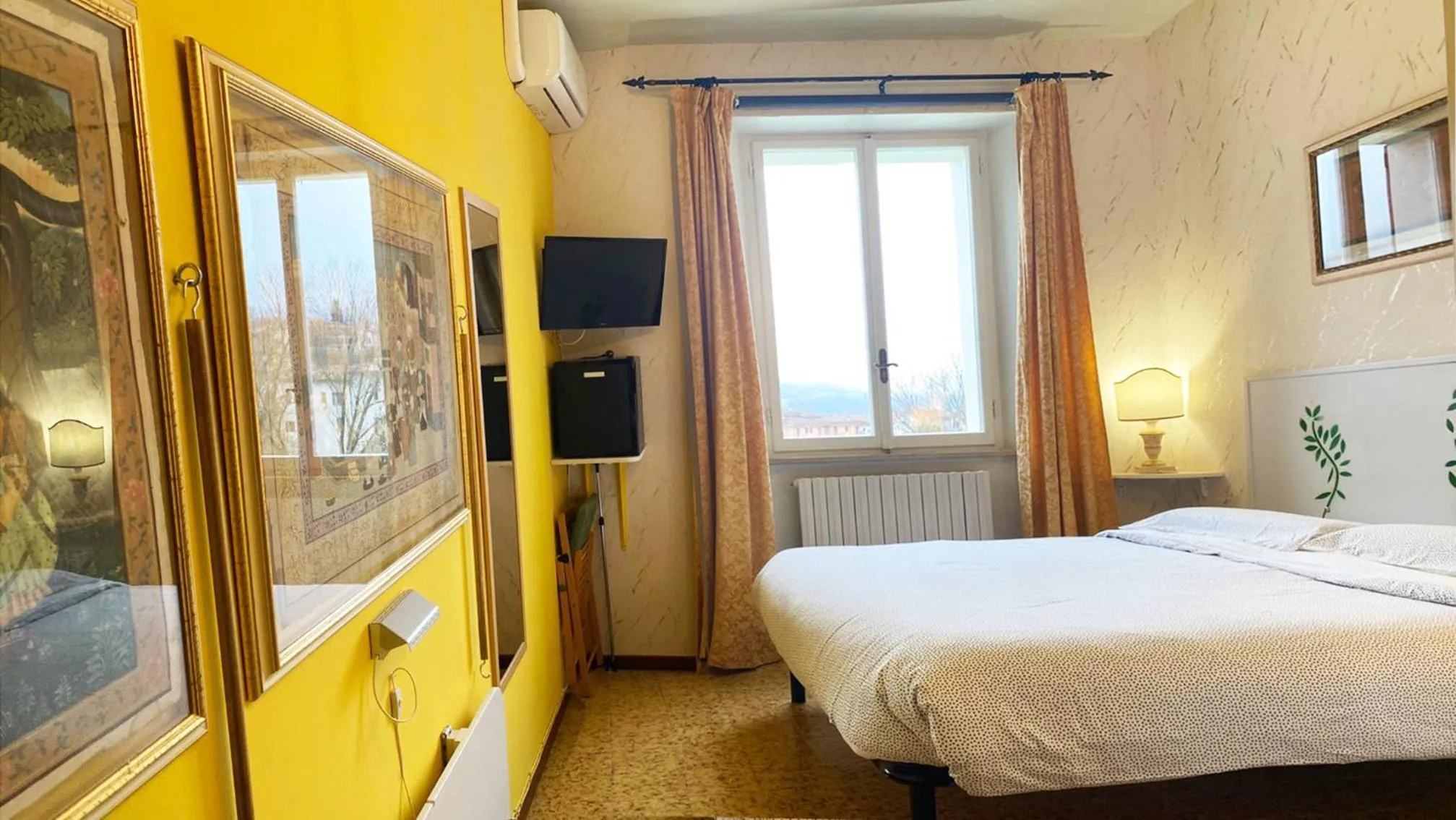 Bed in La Finestra sul Fiume