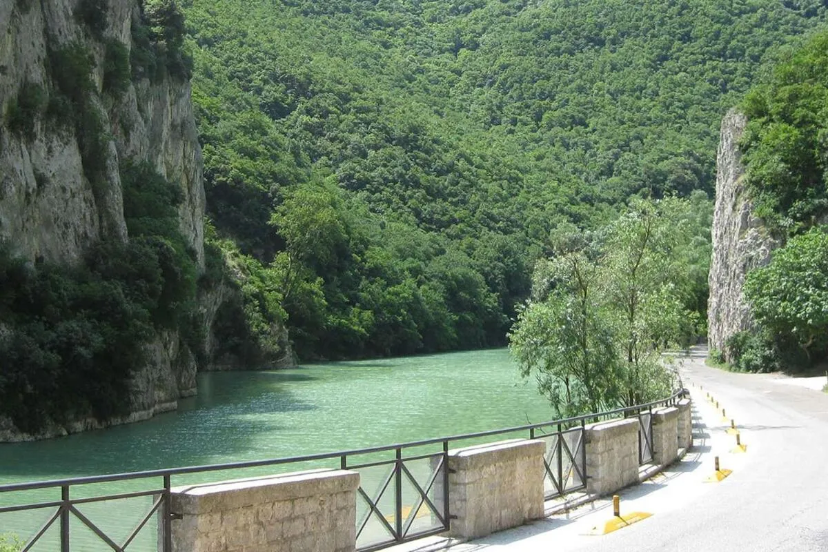 Hiking in La Finestra sul Fiume
