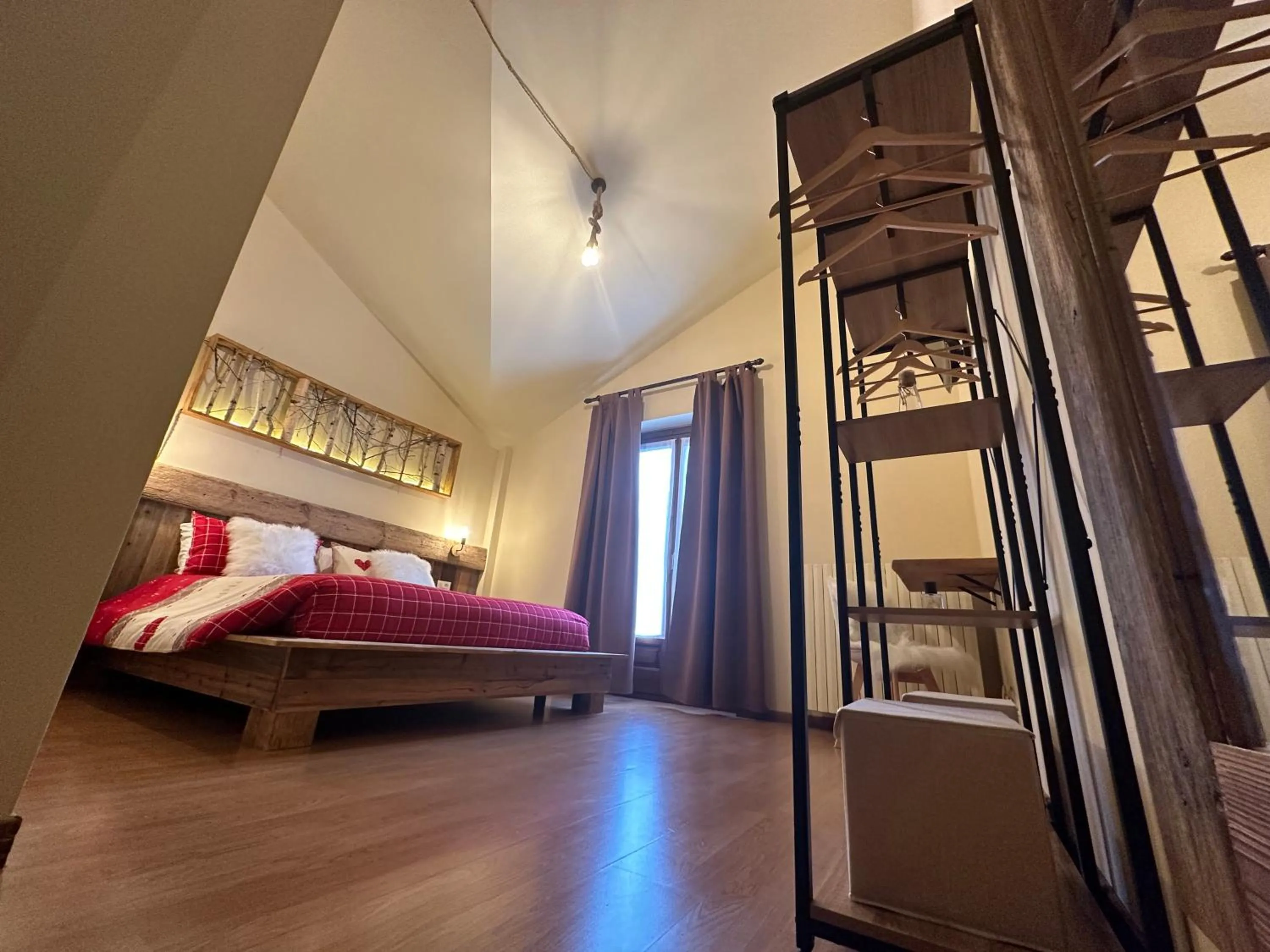 Bedroom, Bed in Hotel Le Clou