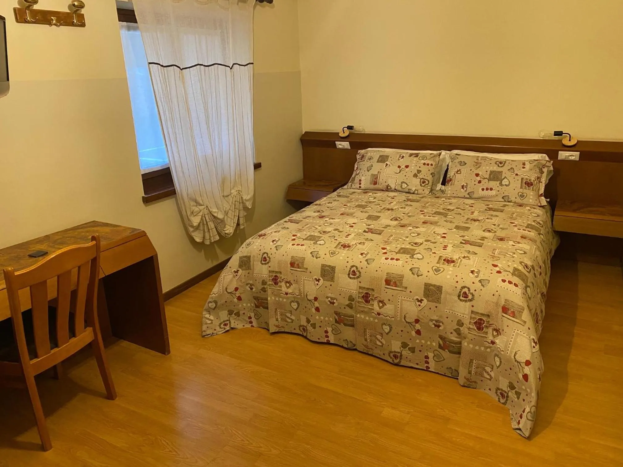 Bedroom, Bed in Hotel Le Clou