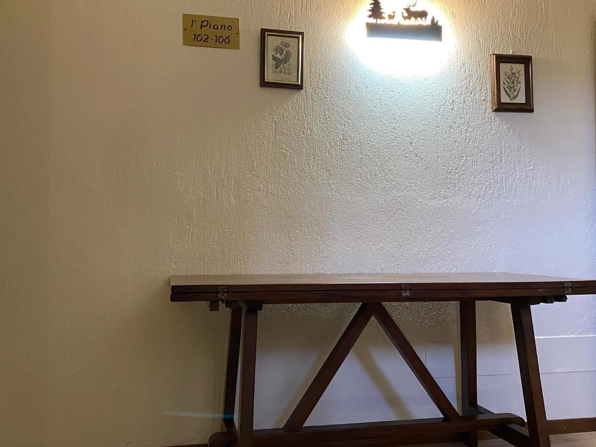 Bedroom in Hotel Le Clou