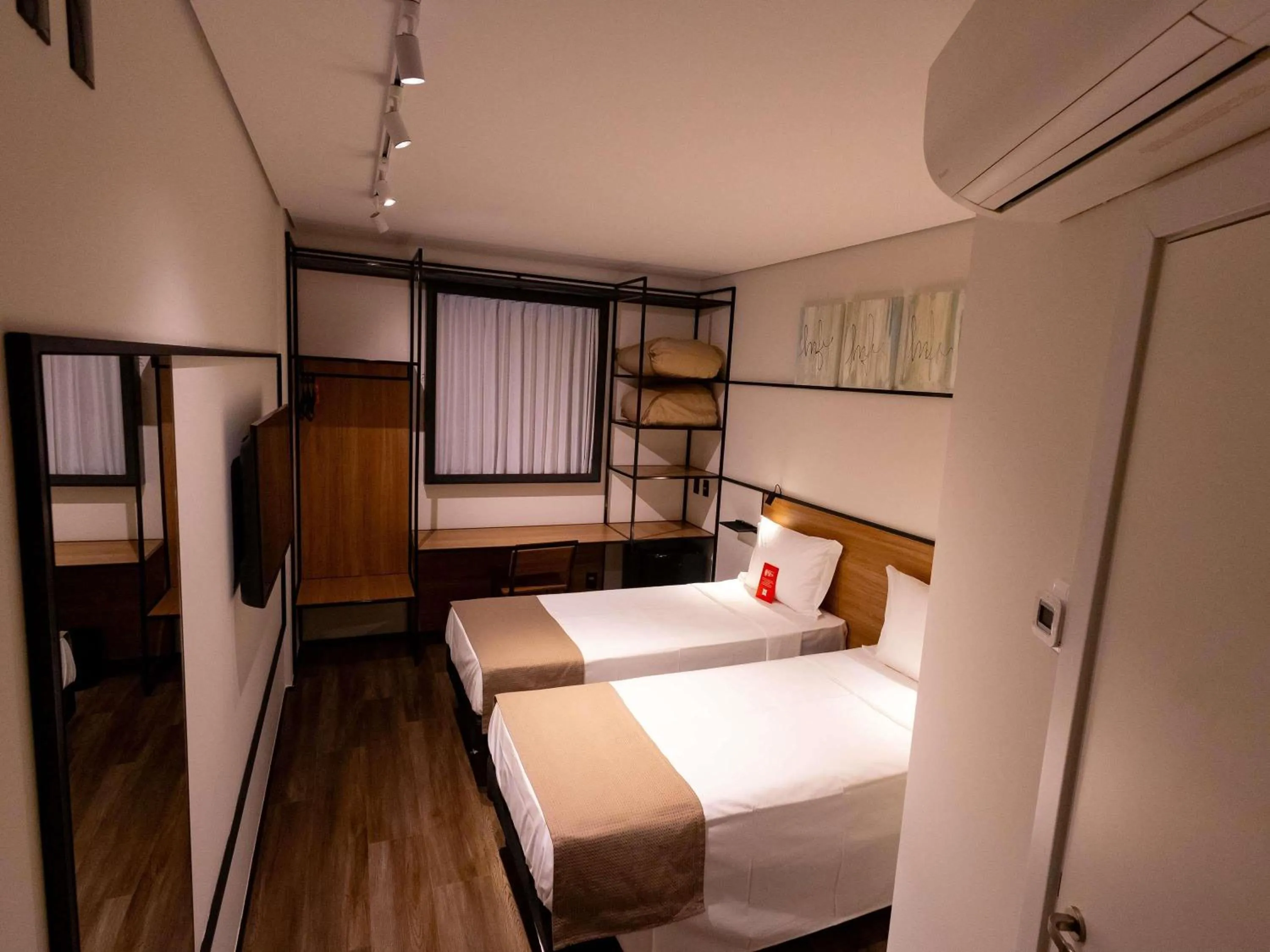 Bedroom, Bed in Ibis Votuporanga