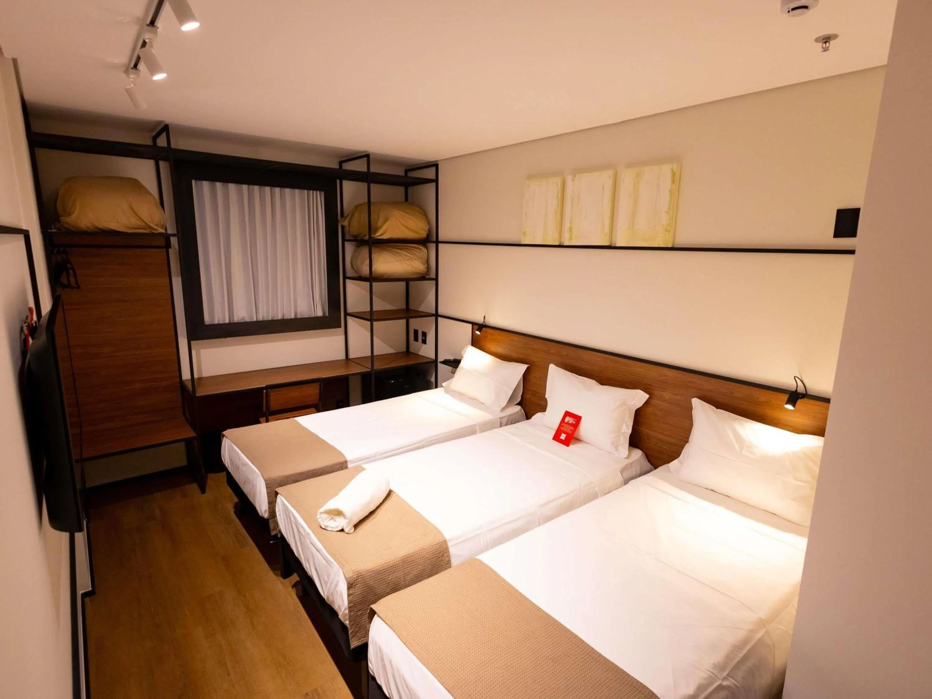 Bedroom, Bed in Ibis Votuporanga