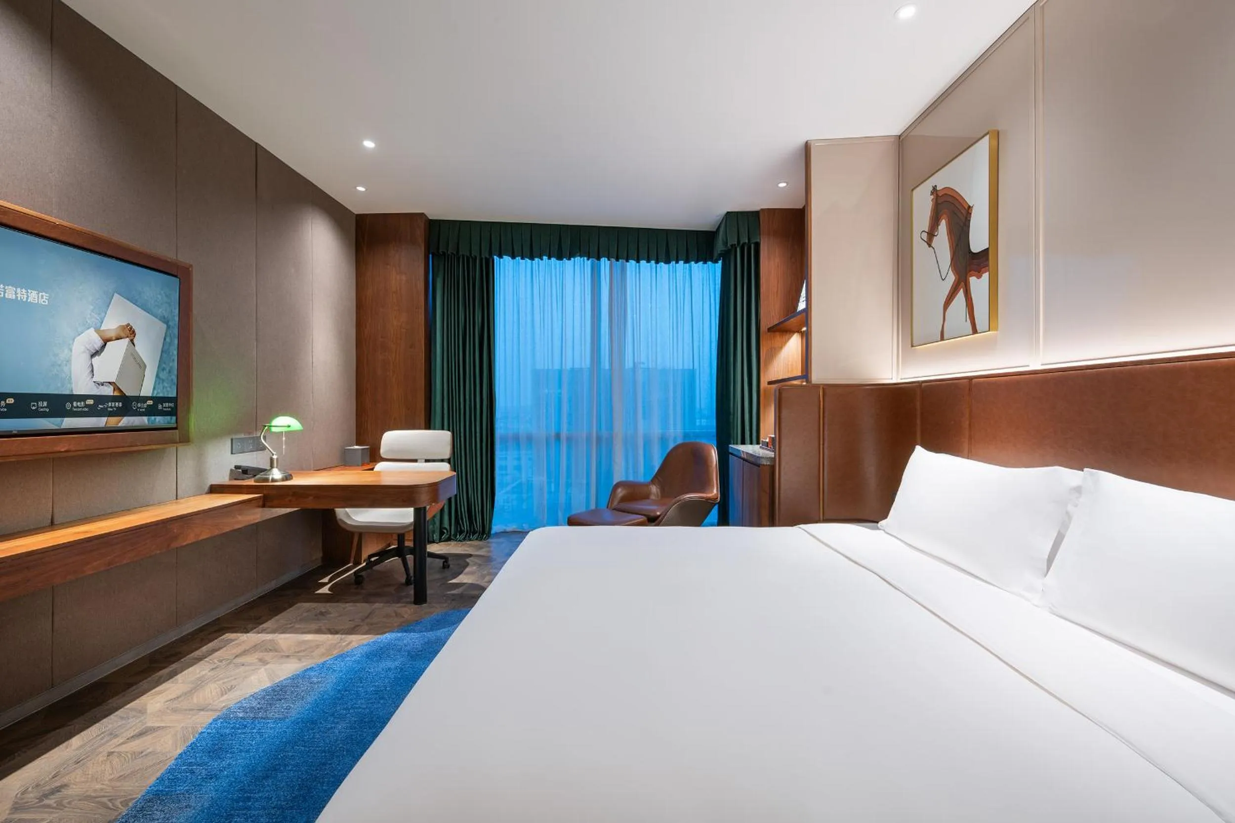 Photo of the whole room, Bed in Novotel Shanghai Baoshan Jiusi