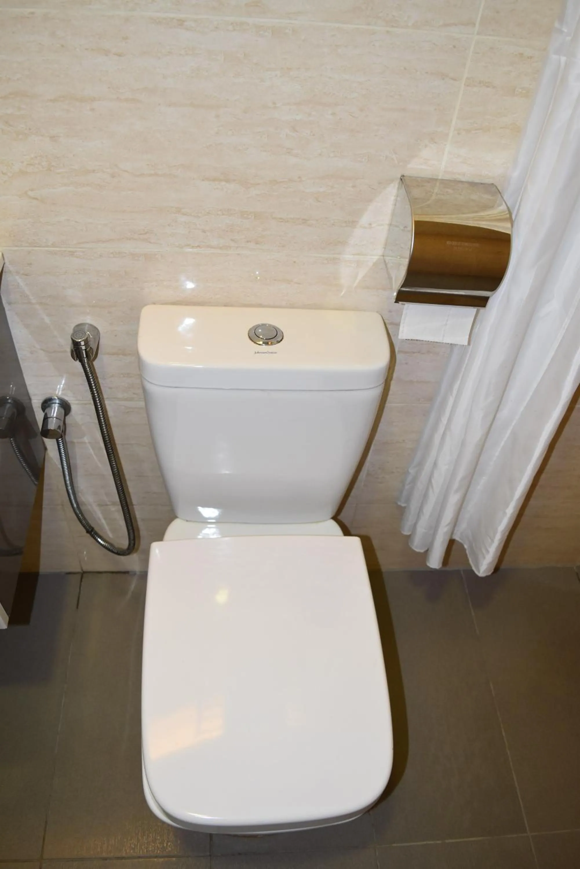 Toilet in Sunrise Hotel