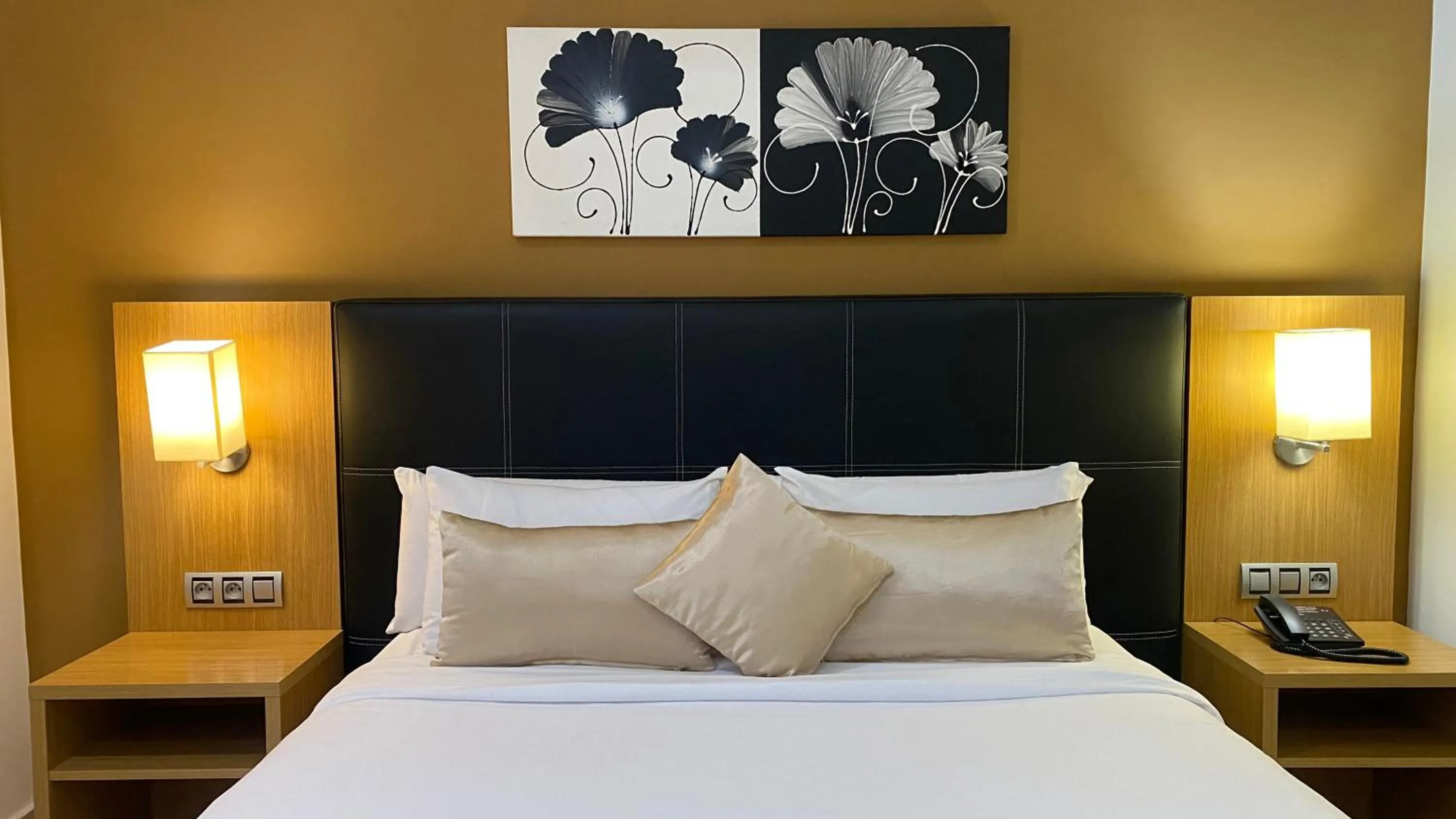 Bedroom, Bed in Prestige Hotel & Spa