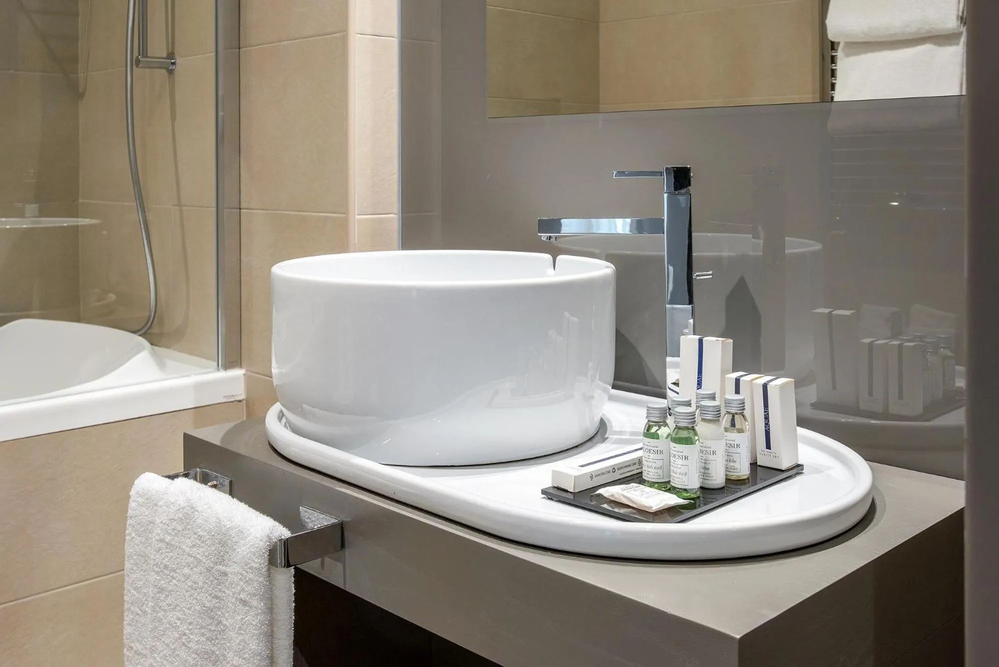 Fortyfive Squared Hotel