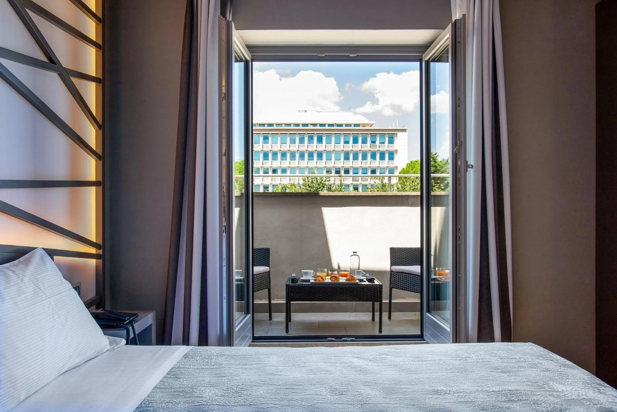 Breakfast, Bed in Fortyfive Squared Hotel