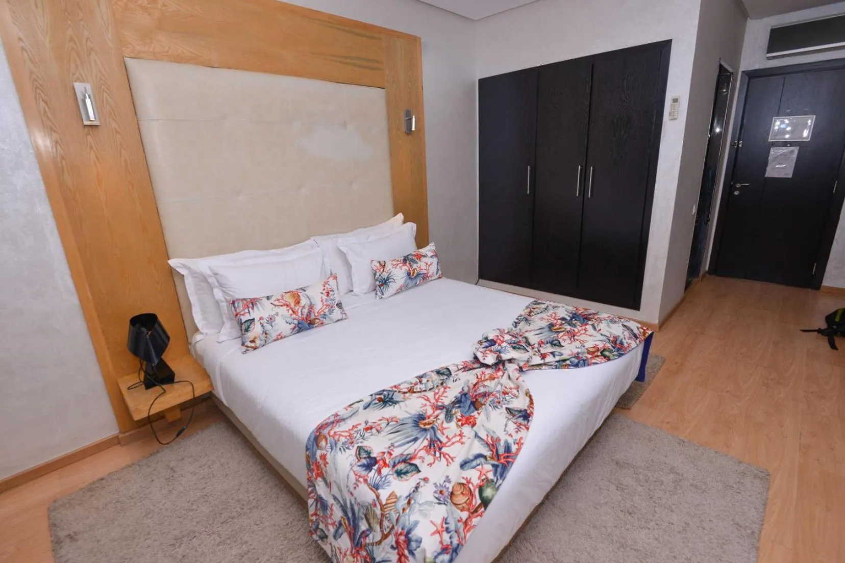 Bed in Le 135 appart hotel