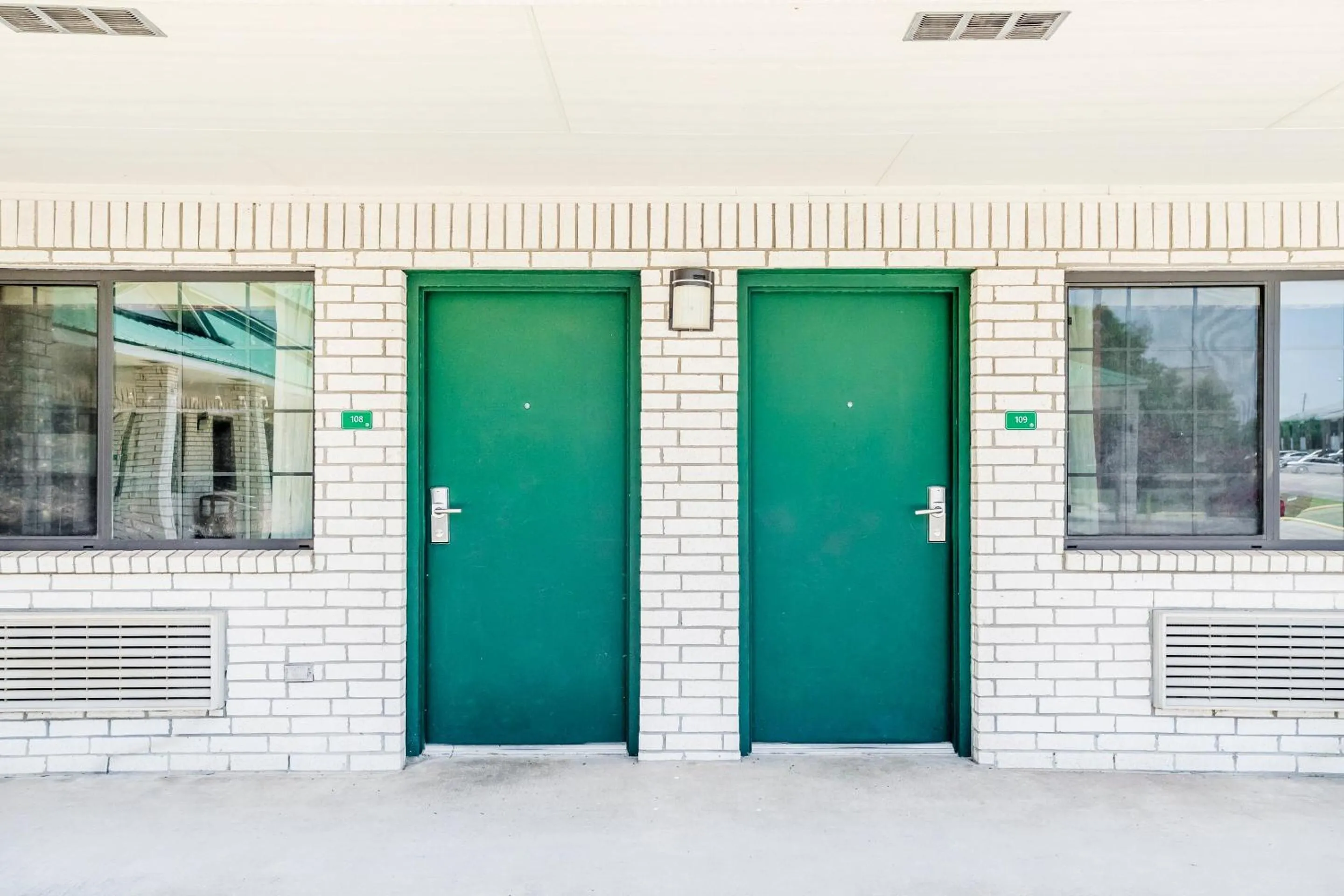 Lobby or reception in OYO Hotel Yoakum West