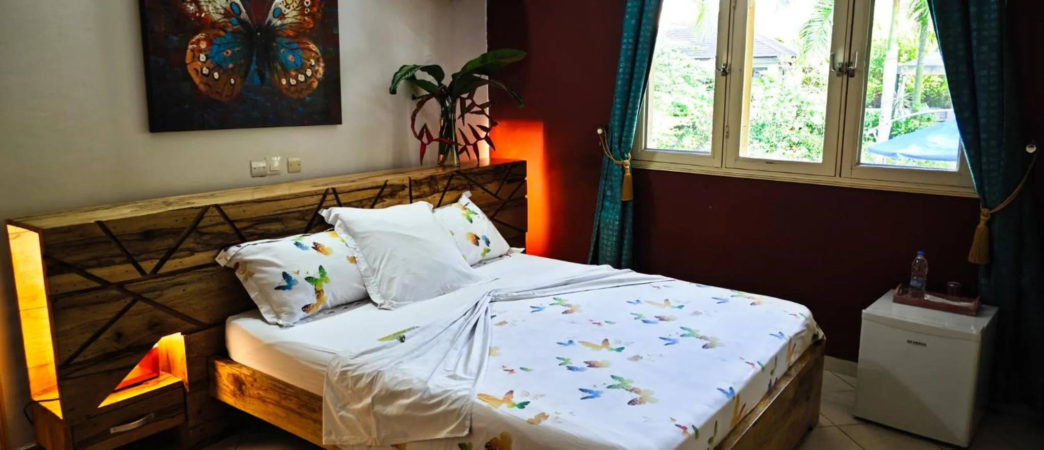 Bed in Villa Oasis Abidjan