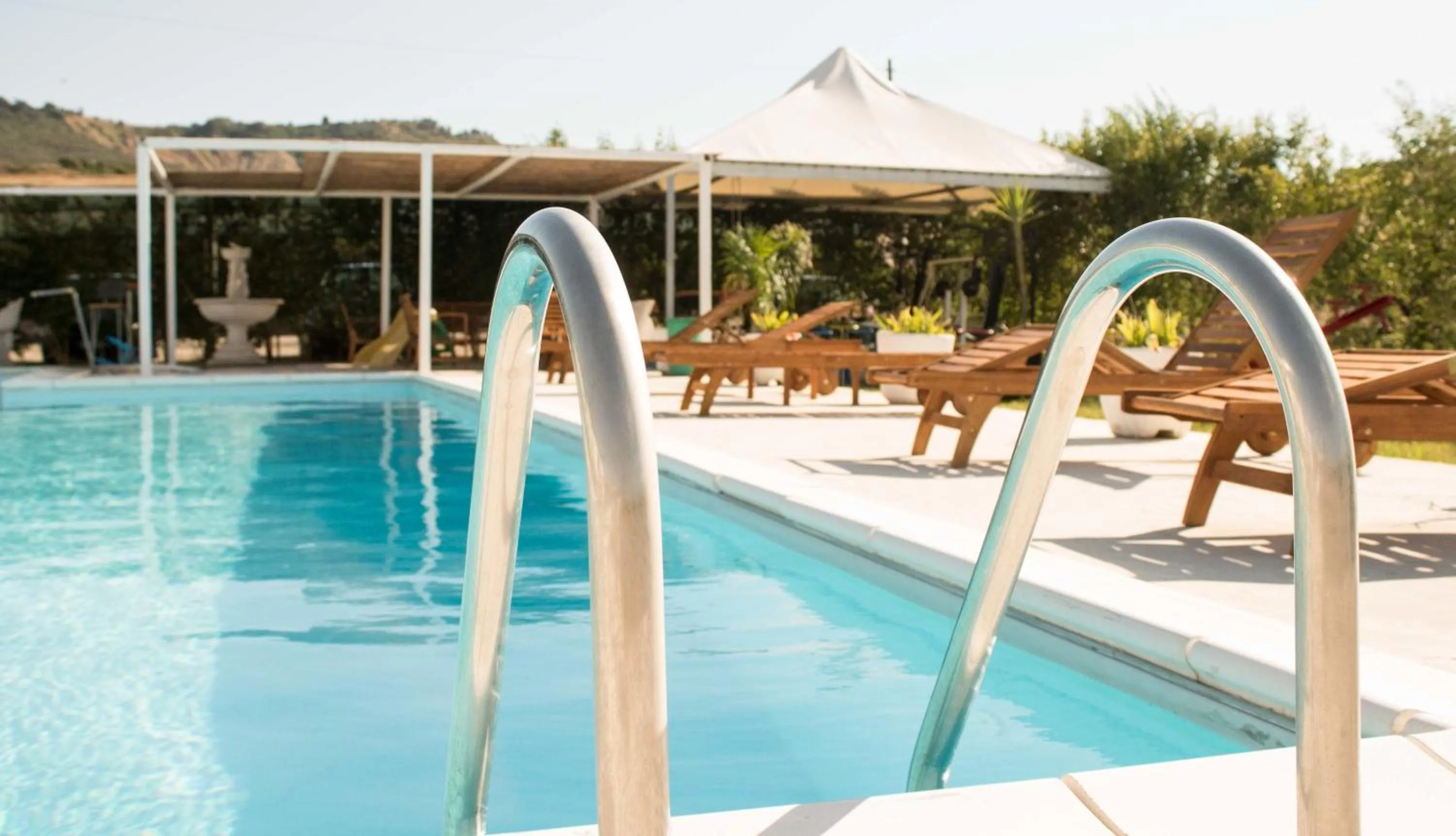 Day in Fontana La Pietra