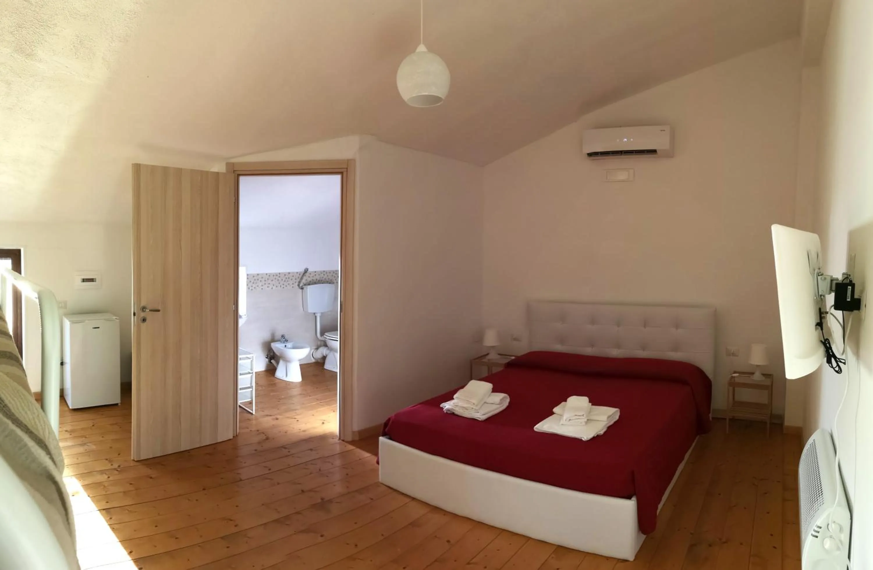 Bed in Fontana La Pietra