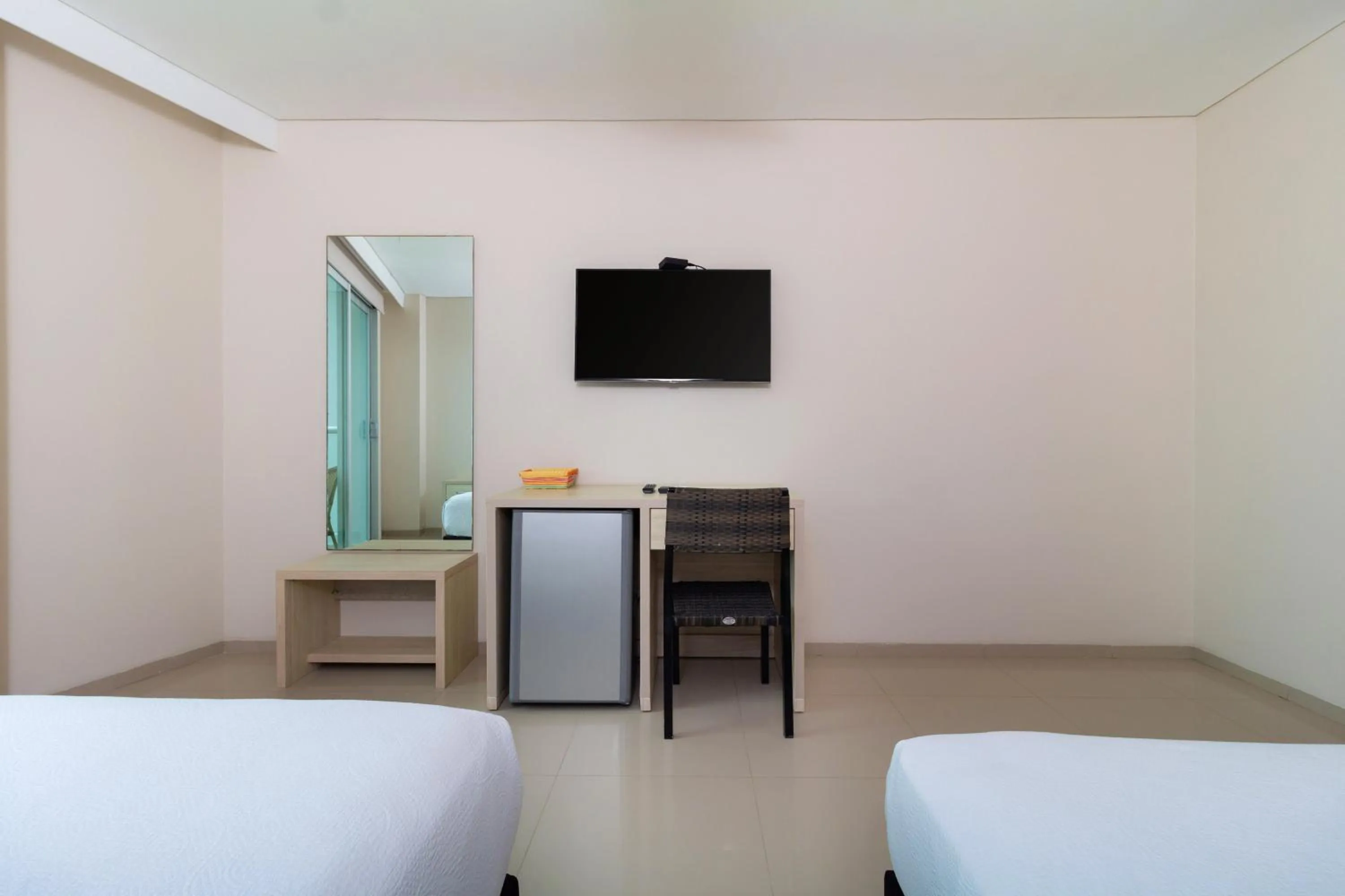 Bed in Hotel Summer Frente Al Mar