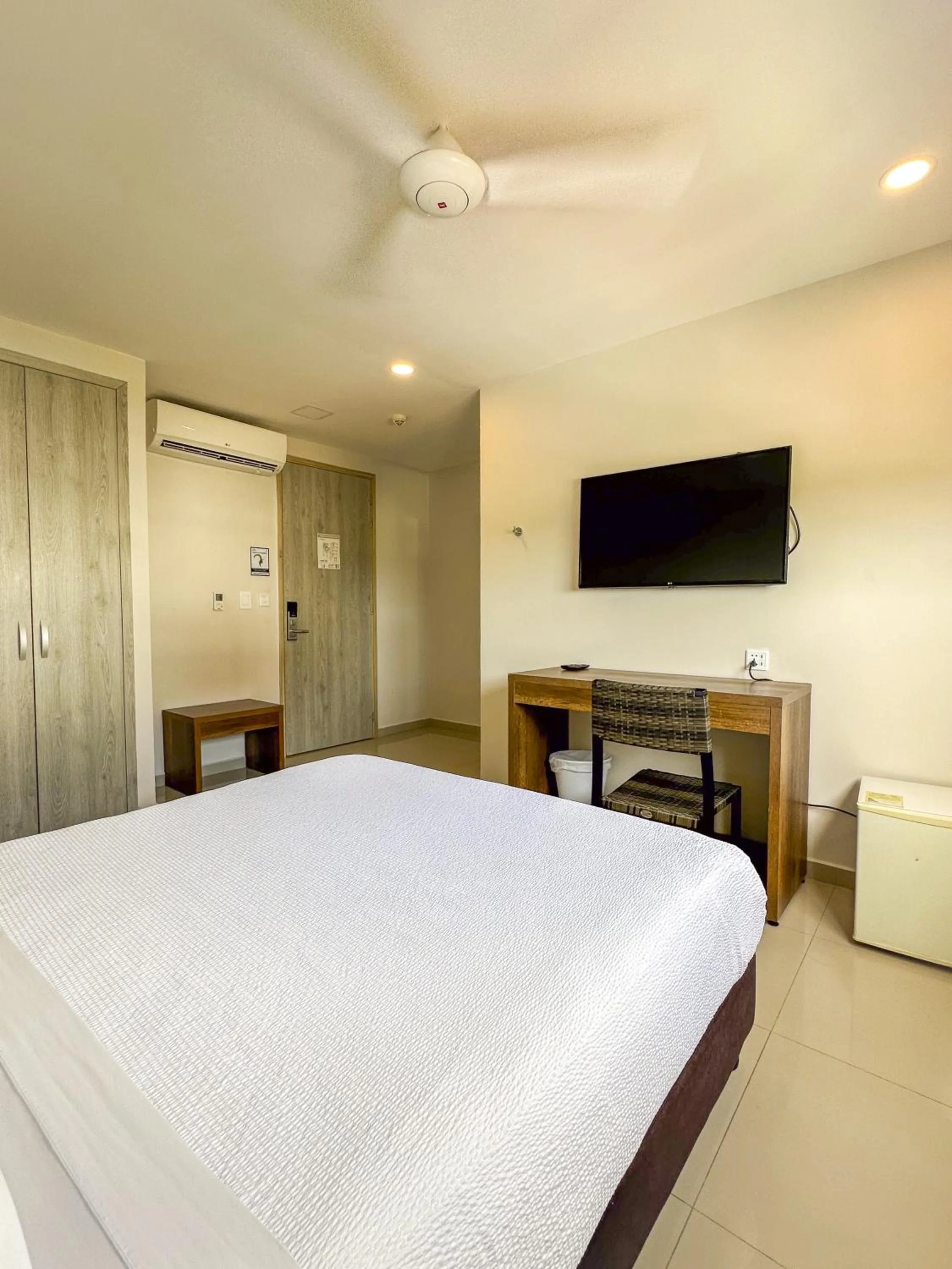 Bed in Hotel Summer Frente Al Mar