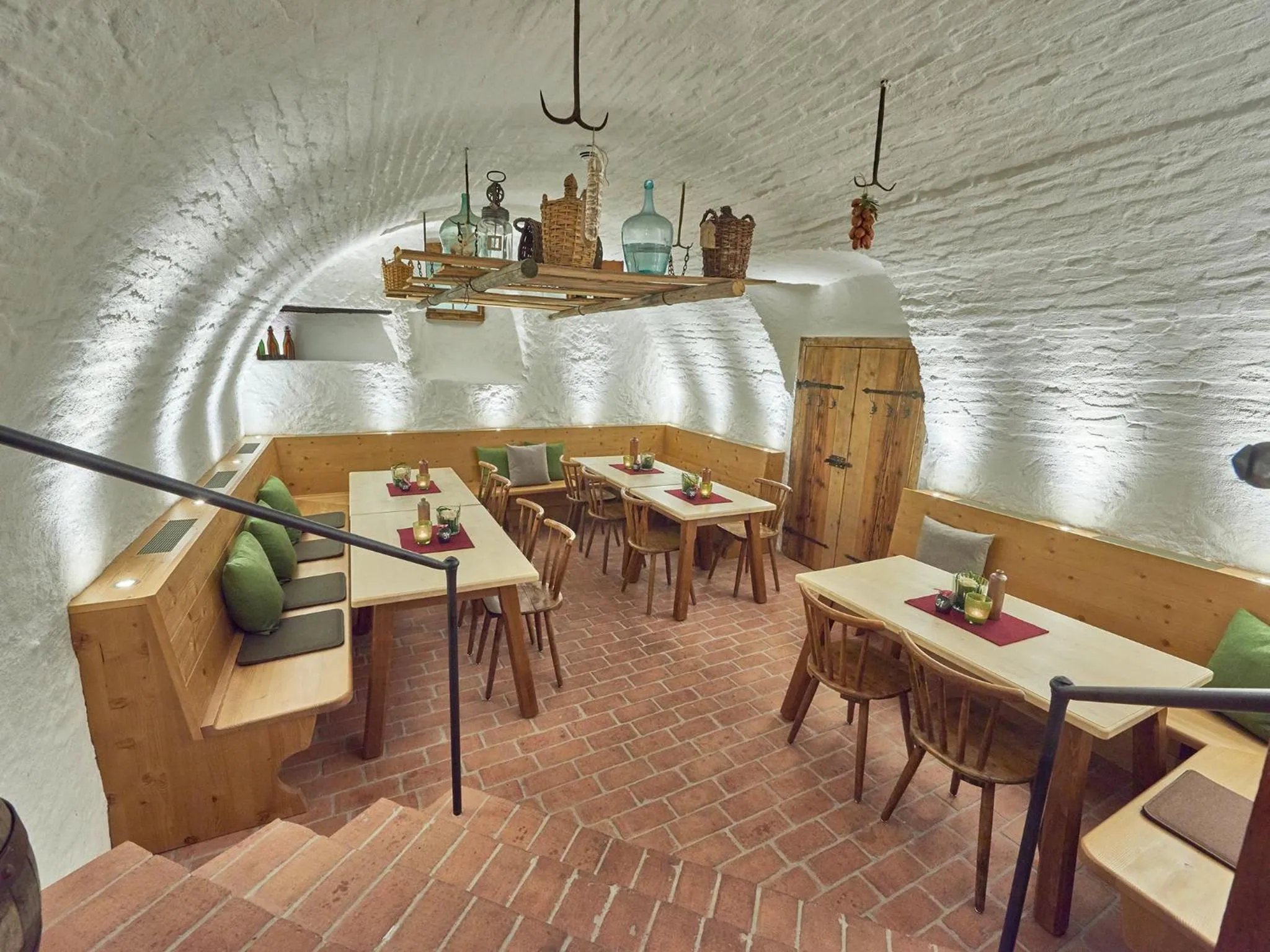 Restaurant/places to eat in Hofgut Farny