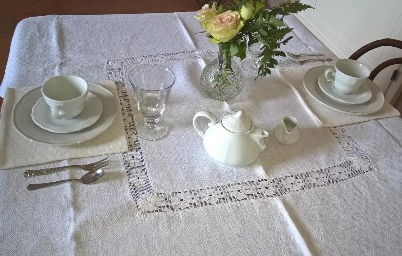 Dining area in B&B Palazzo Mattei