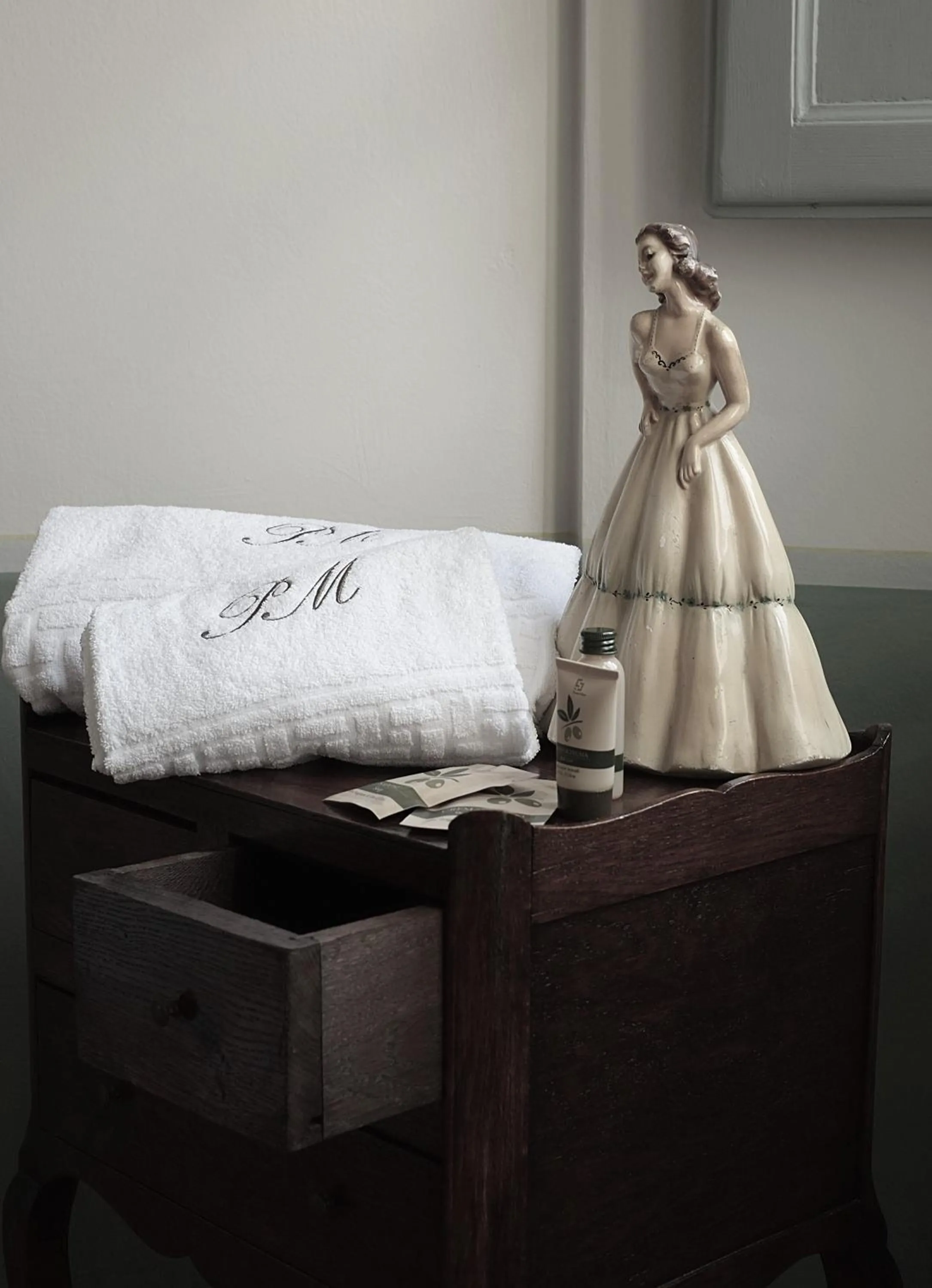 Bathroom, Bed in B&B Palazzo Mattei