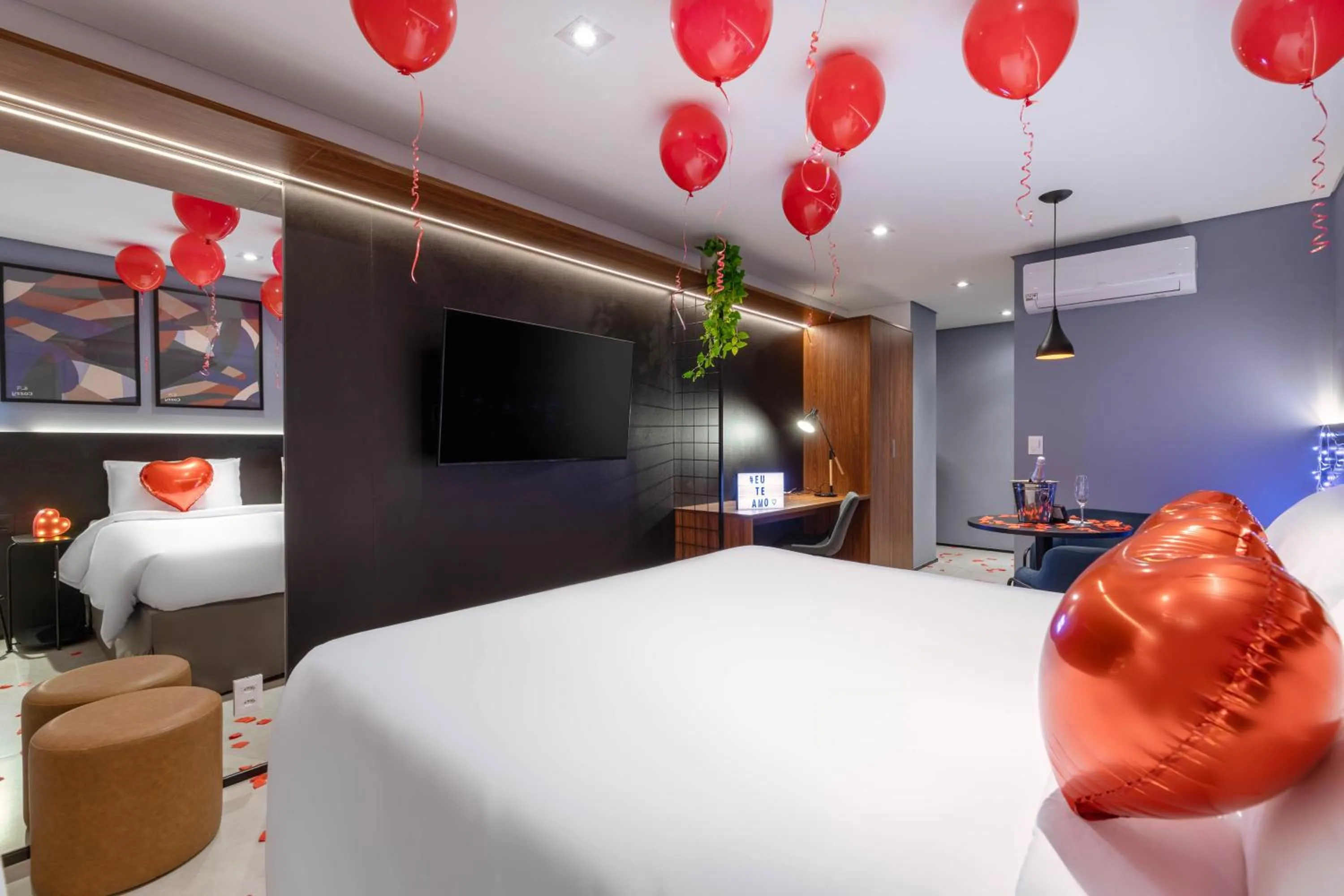 Decorative detail, Bed in Cozzy Premium Paulista Hotel