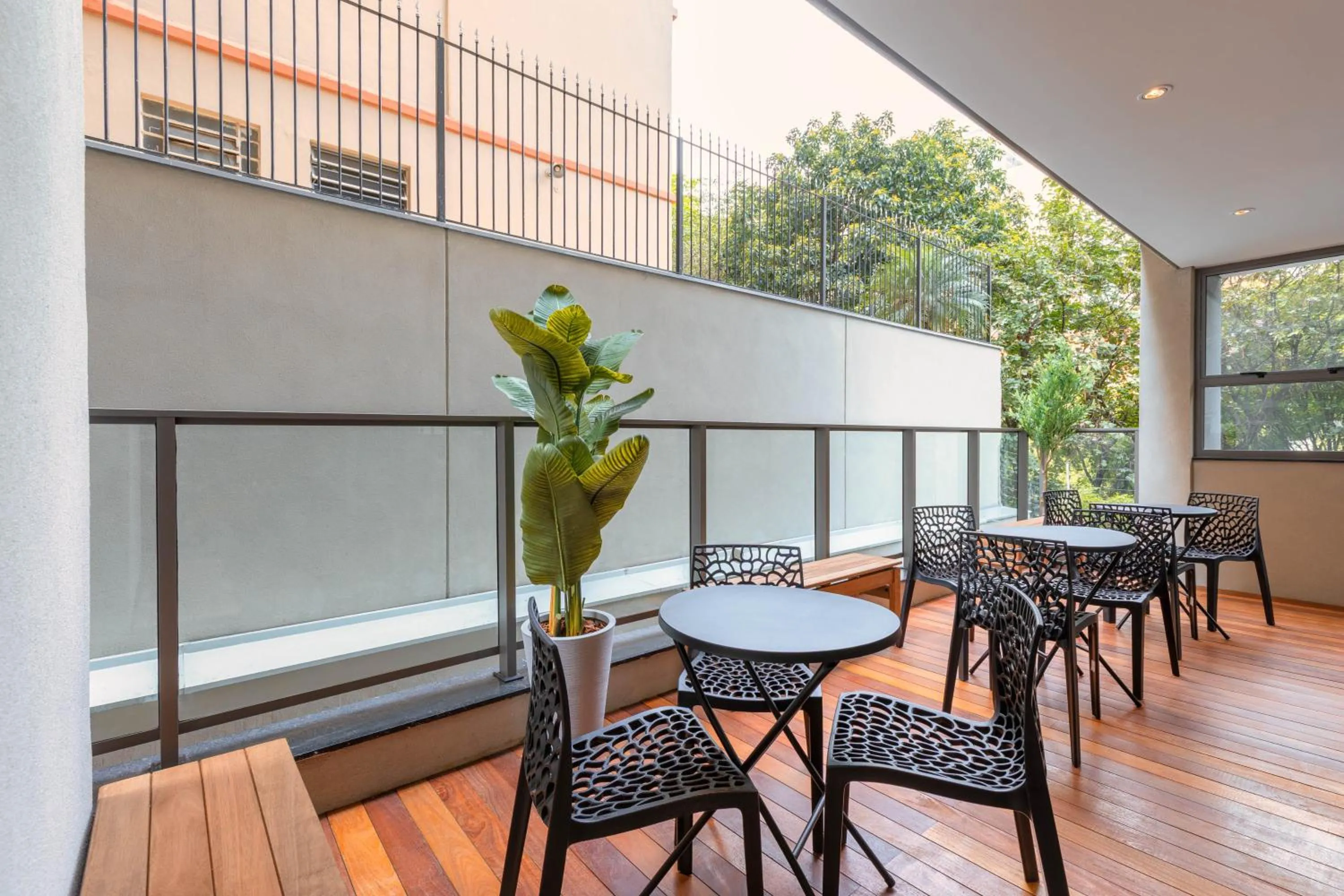 Patio in Cozzy Premium Paulista Hotel