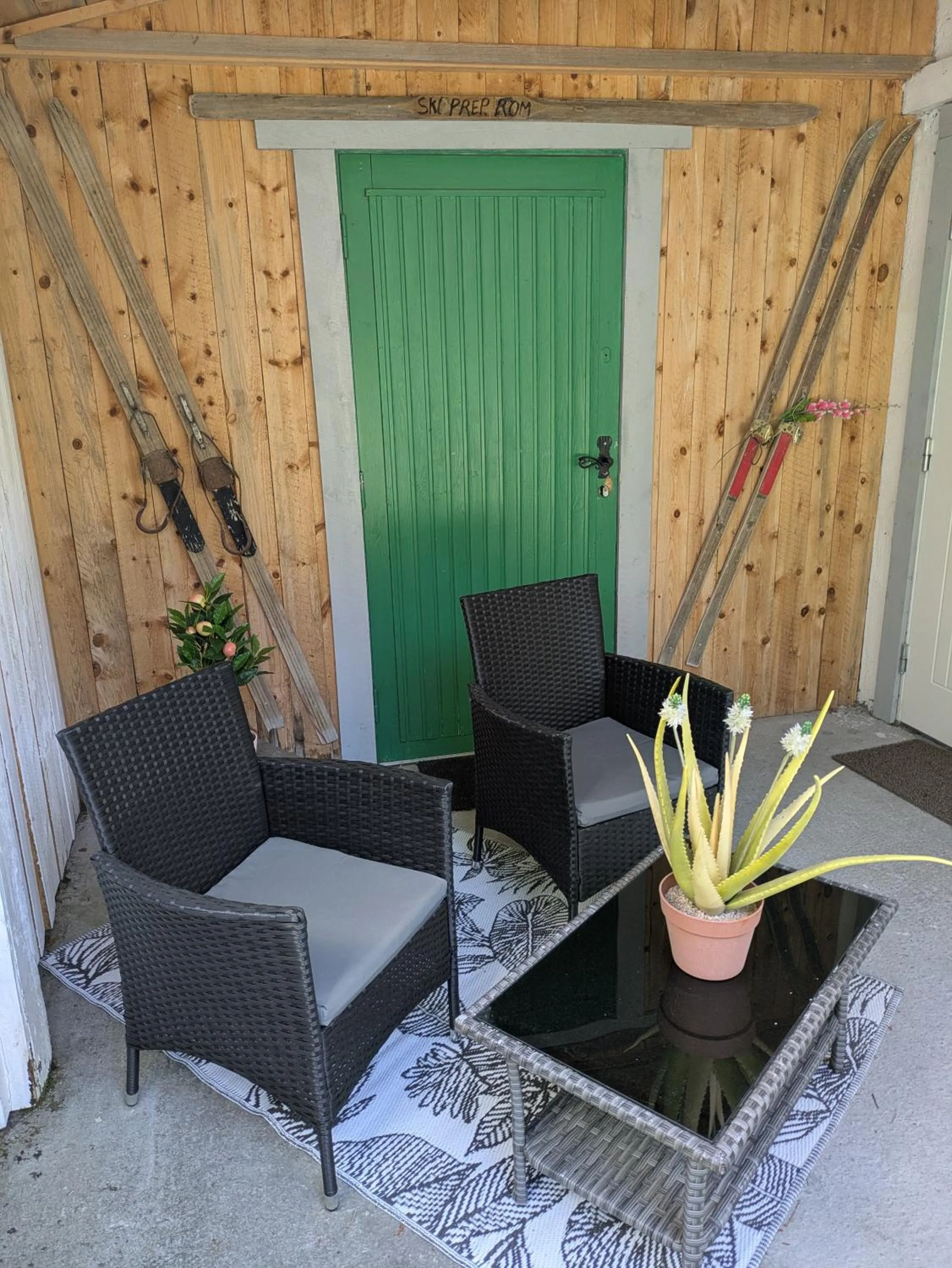 Telemark Motel and Apartment