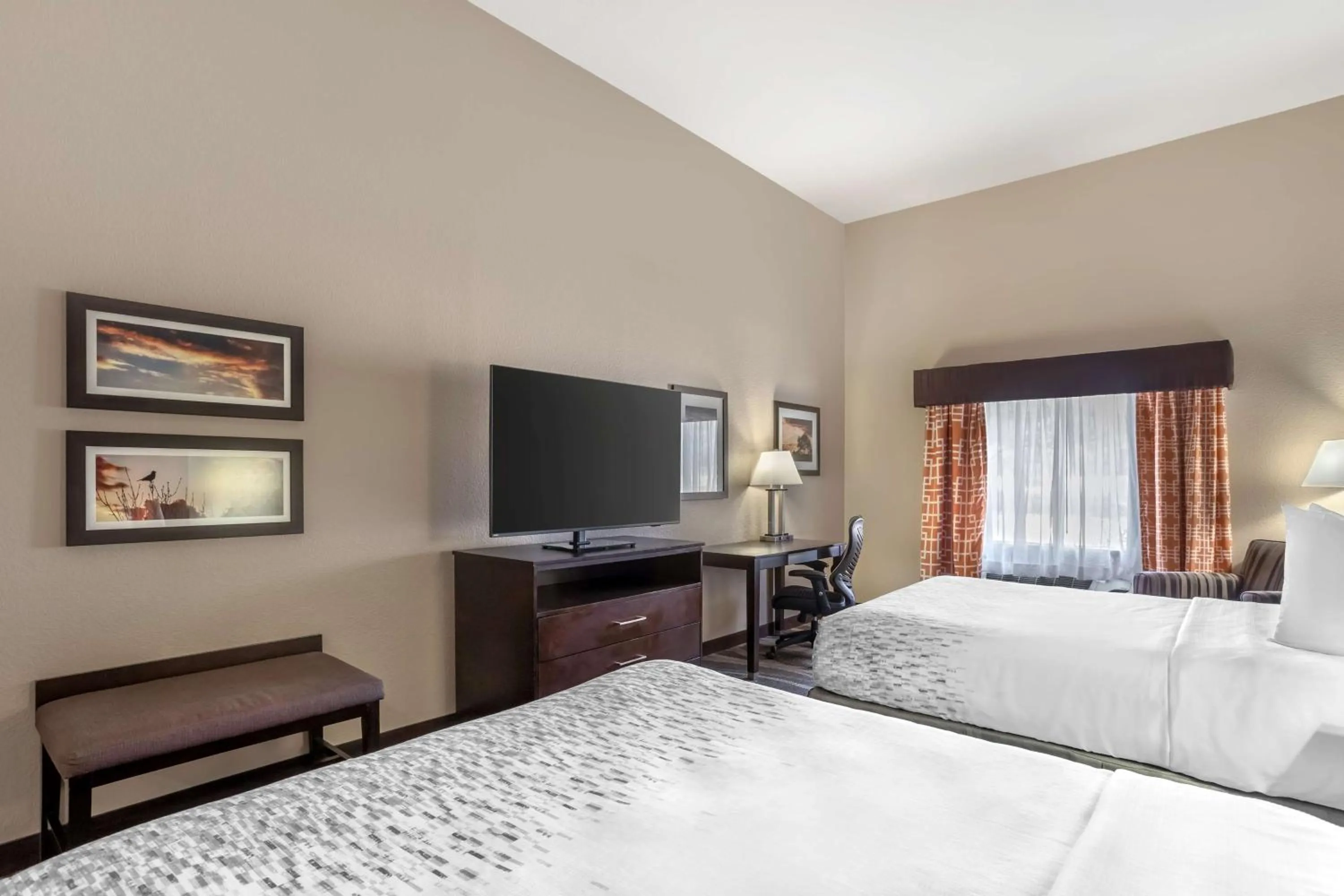 Bedroom, Bed in Best Western Plus Lake Jackson Inn & Suites