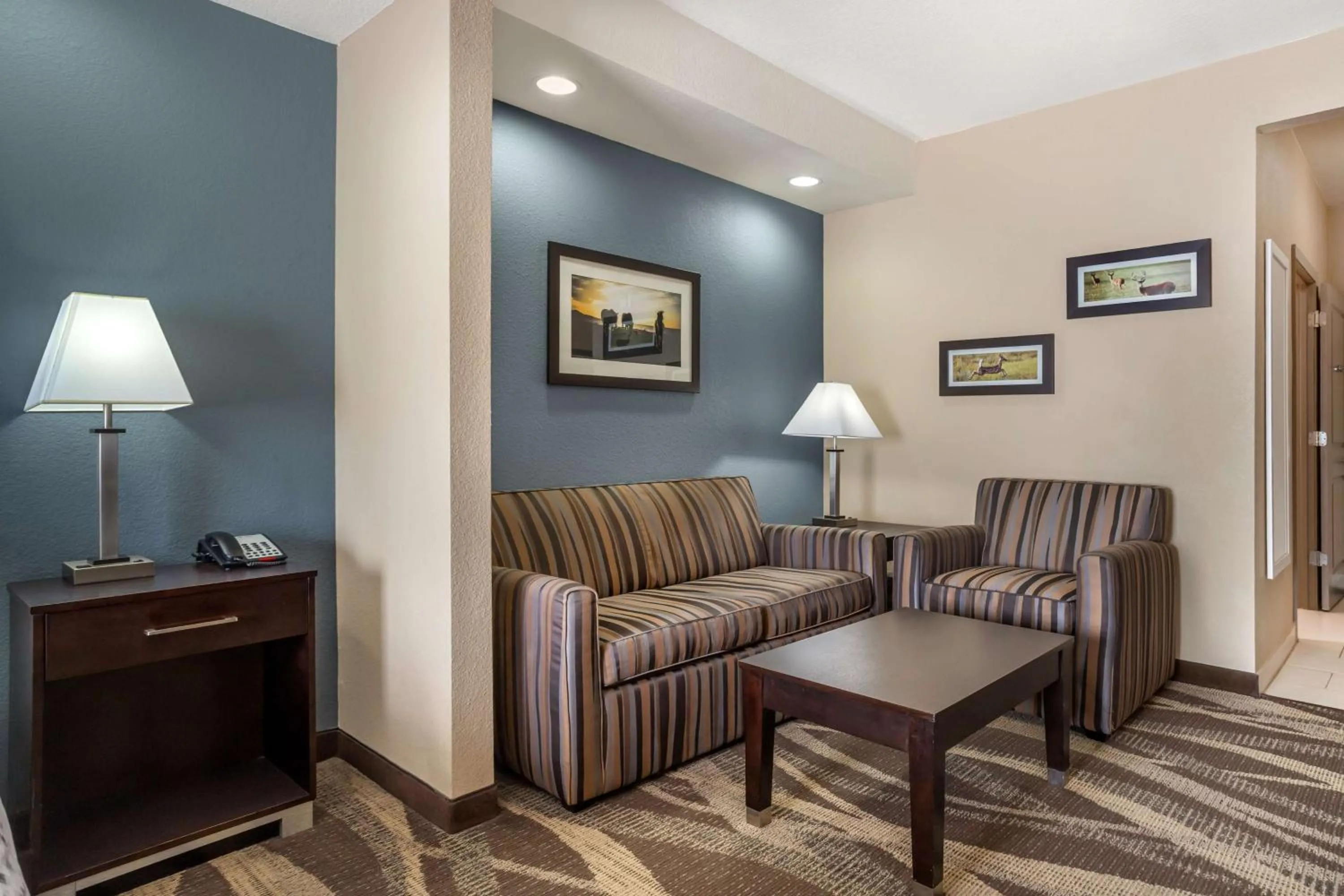 Photo of the whole room in Best Western Plus Lake Jackson Inn & Suites