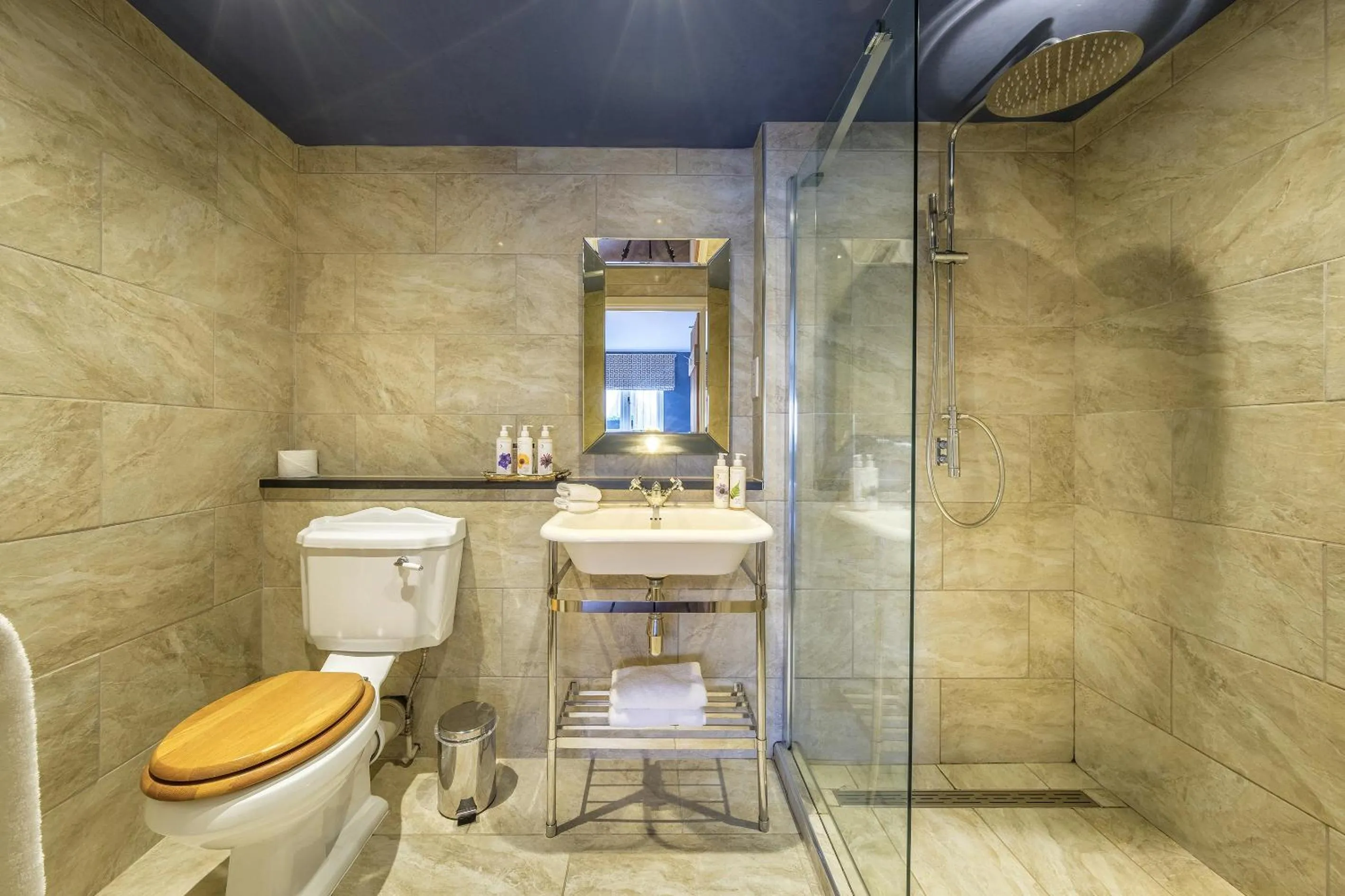 Bathroom in The Packhorse Inn