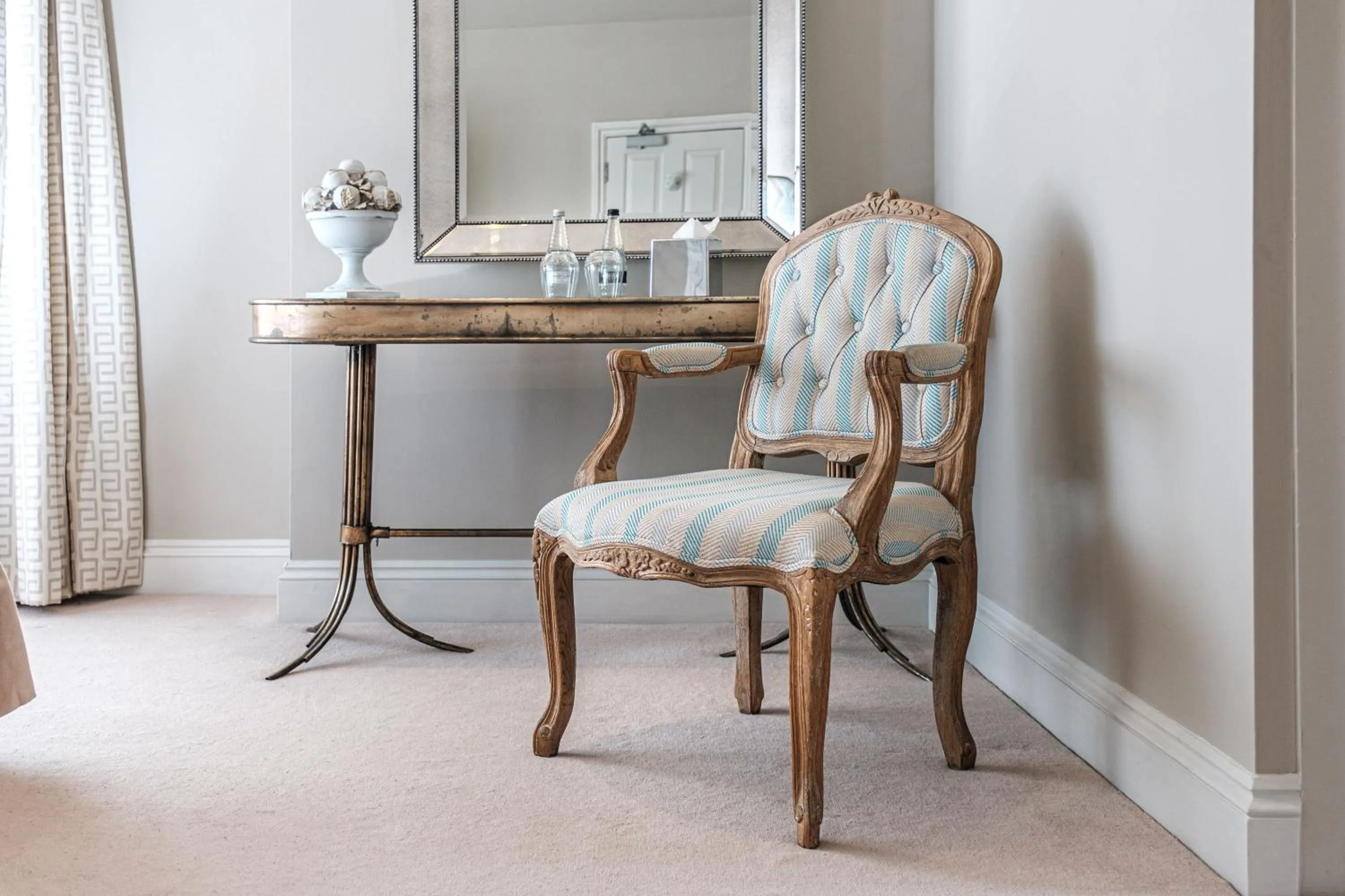 Bedroom in The Packhorse Inn