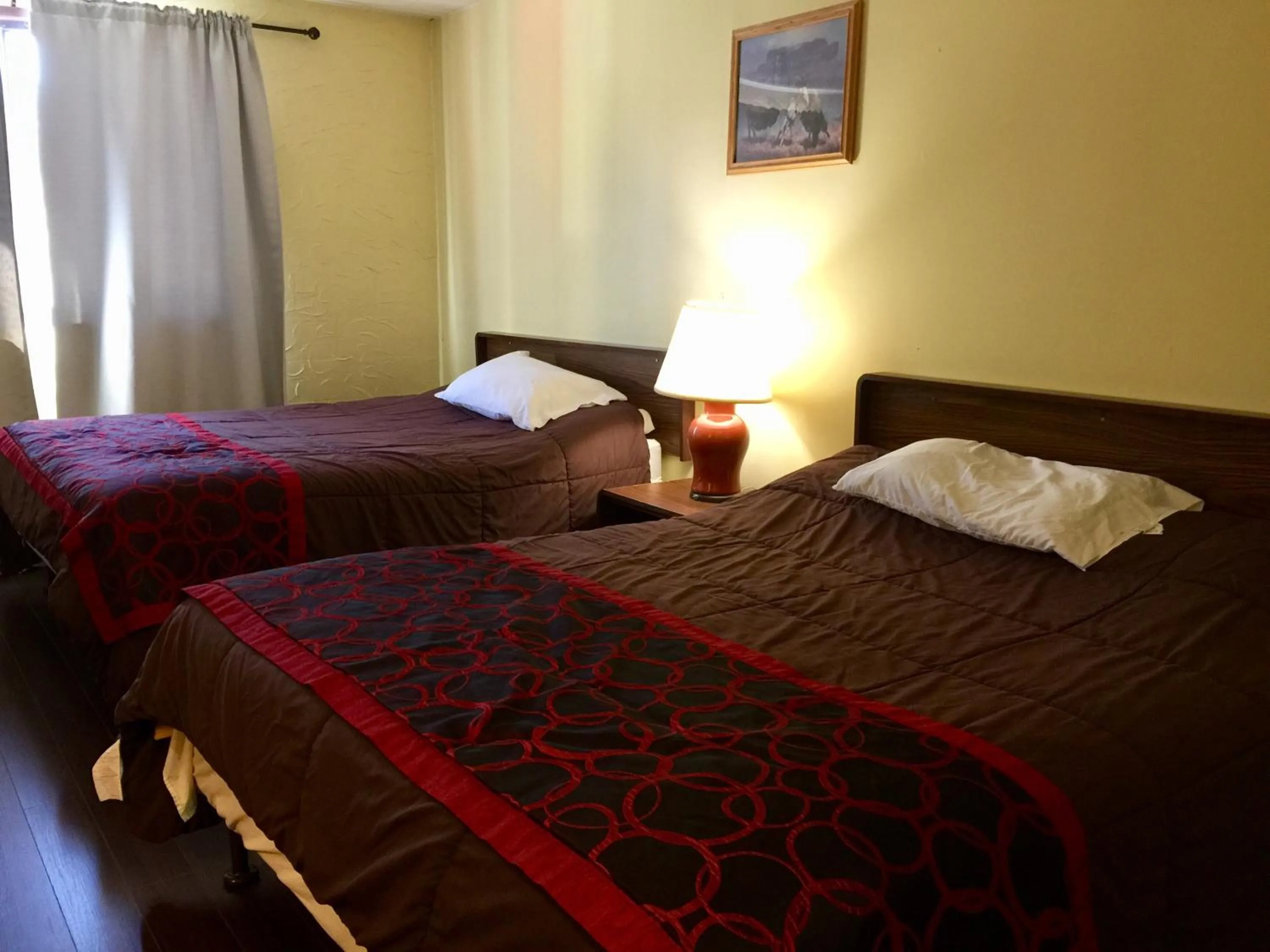 Bed in Villagers Inn