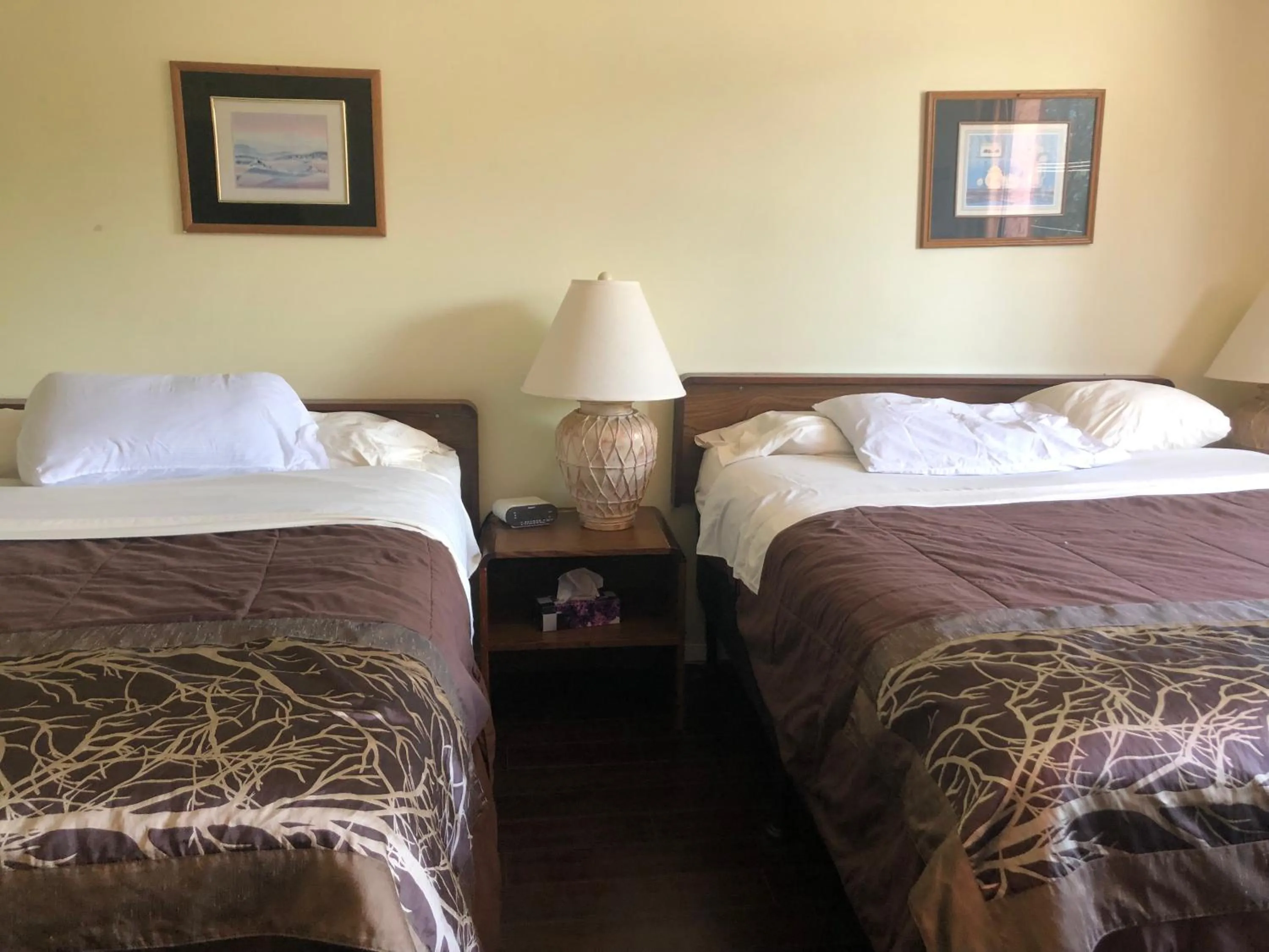 Bed in Villagers Inn