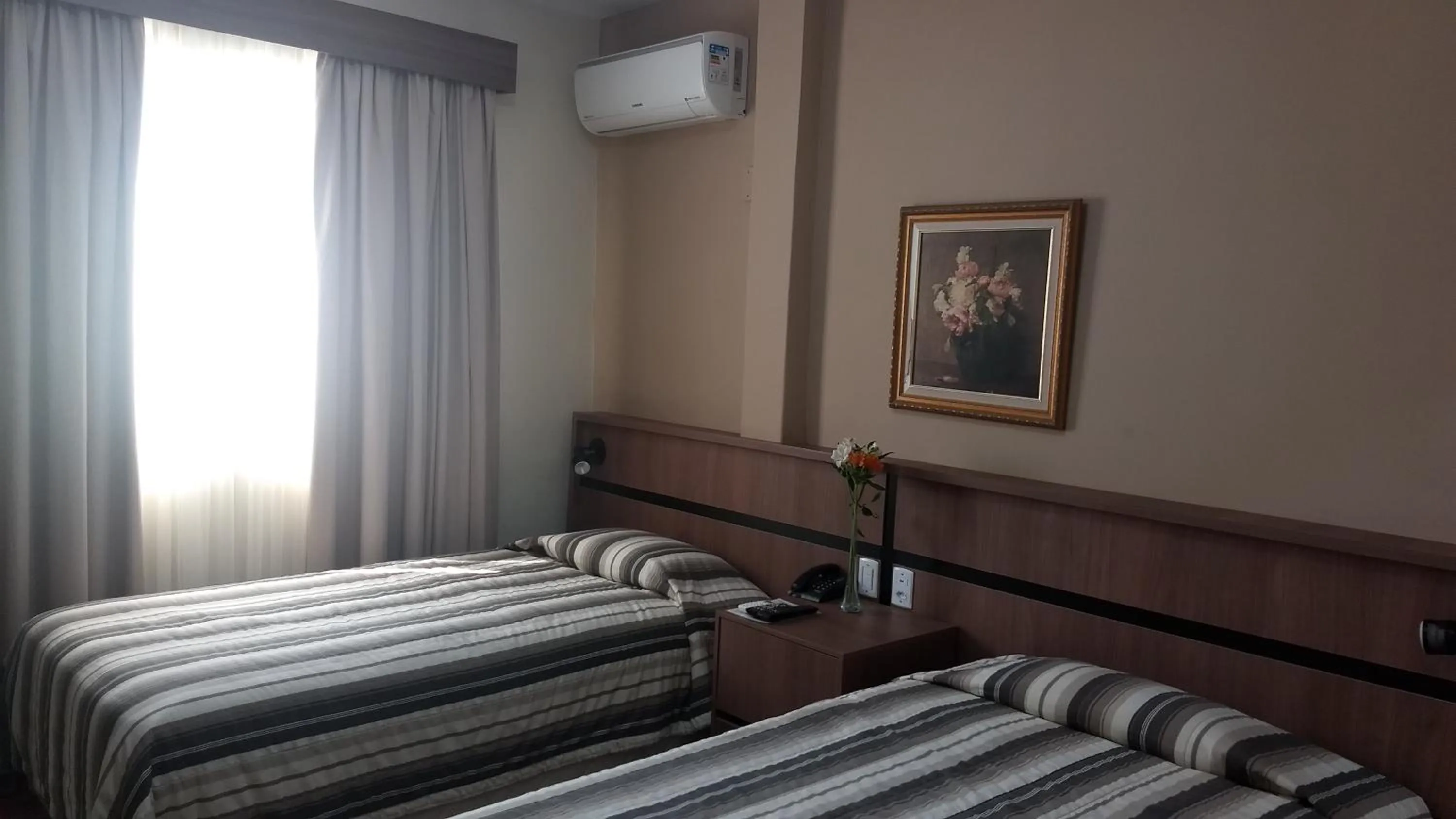 Bed in Castel Plaza Hotel