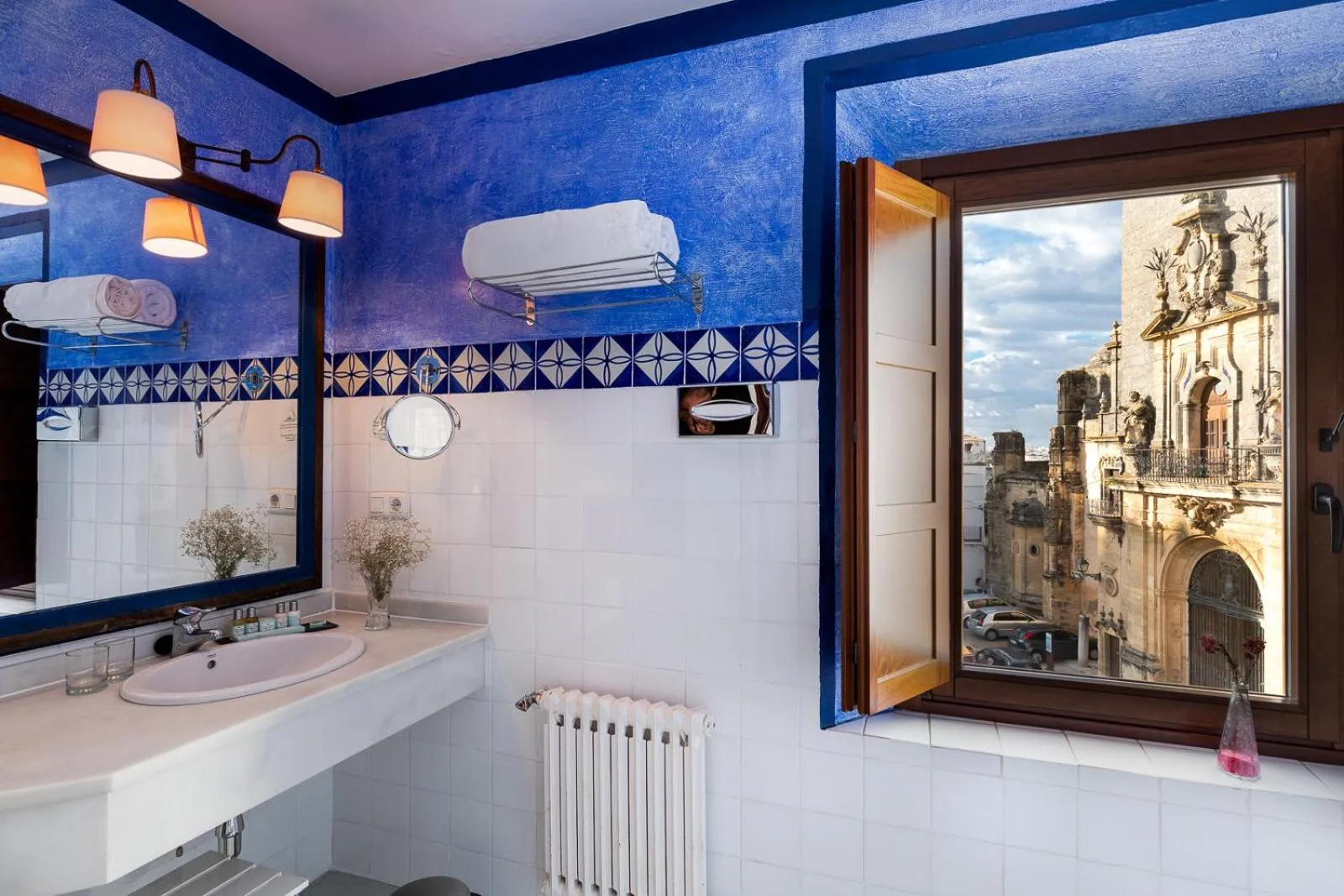 Bathroom in Parador de Arcos de la Frontera