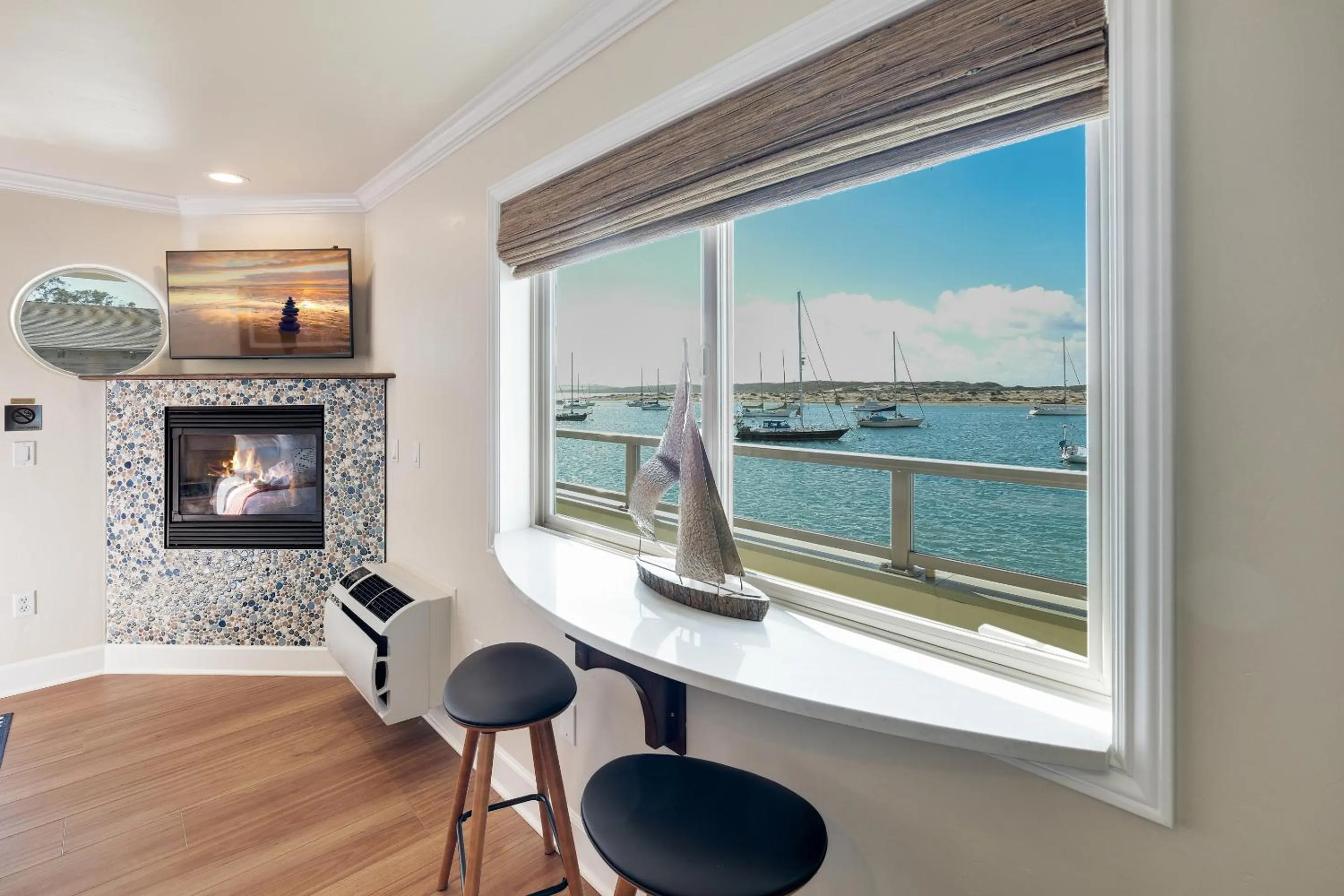 Bedroom in Estero Inn