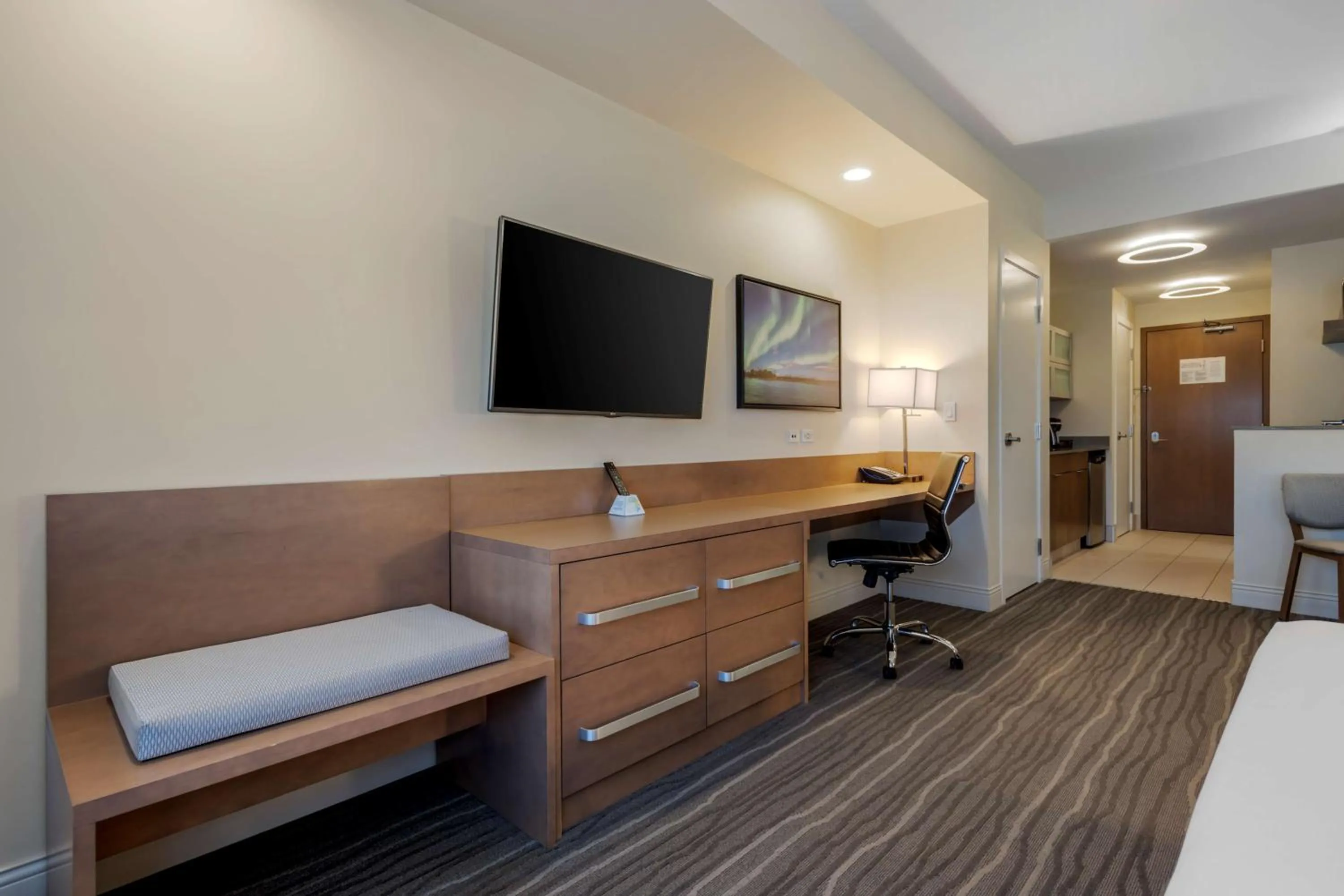 Bedroom, Bed in Best Western Plus Sawridge Suites