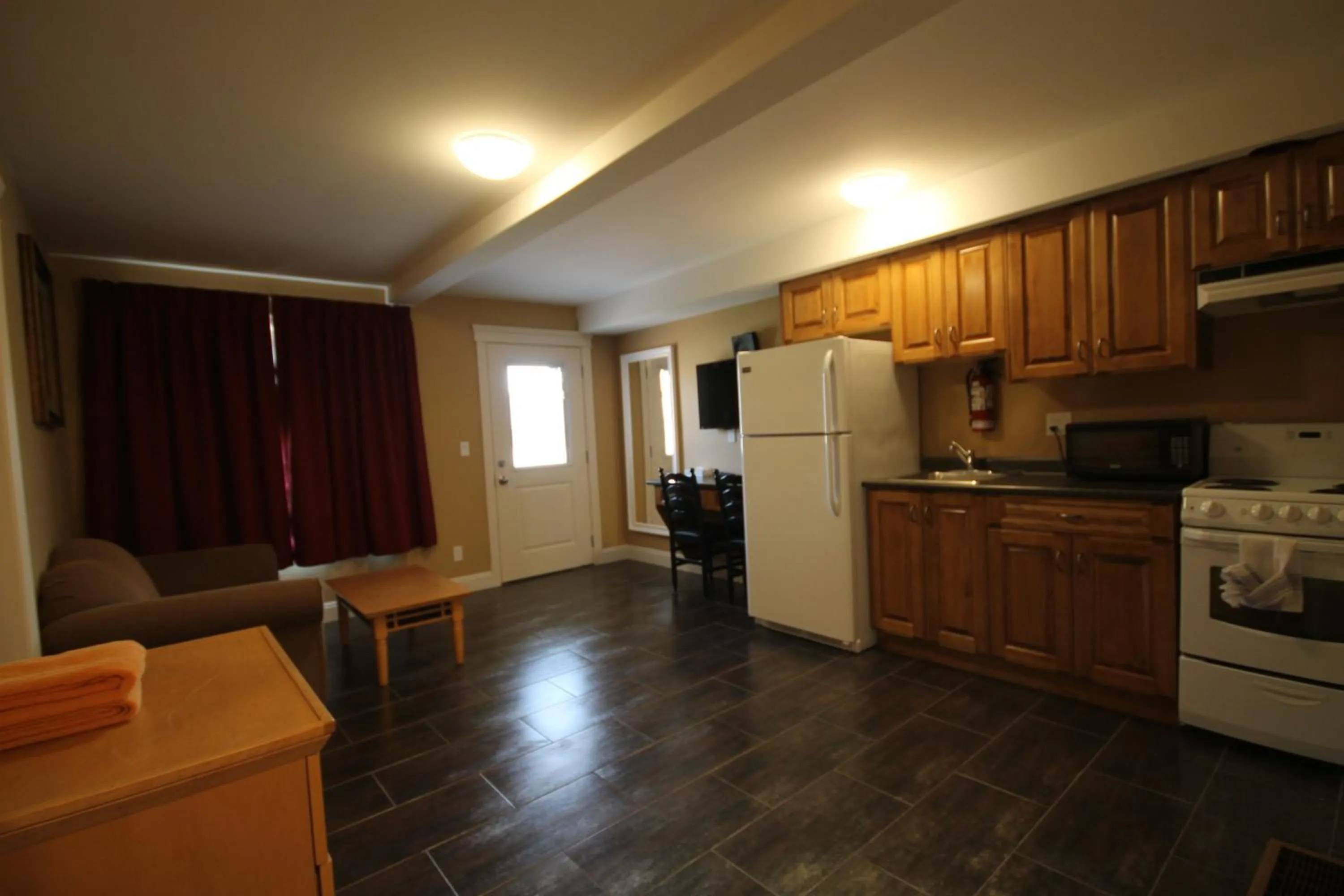 Kitchen or kitchenette in Sahara Suites