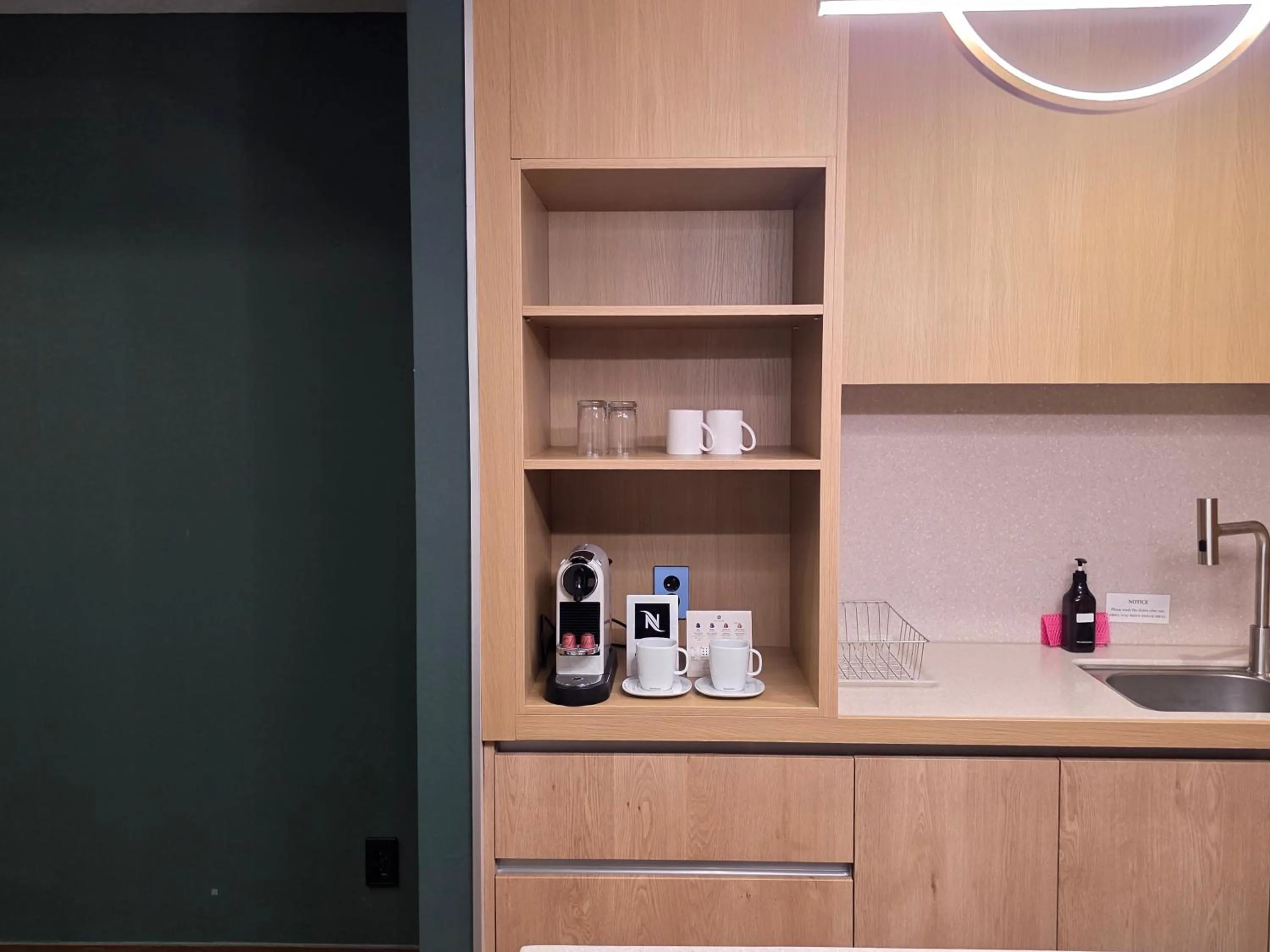 Felix by STX Hotel & Suite