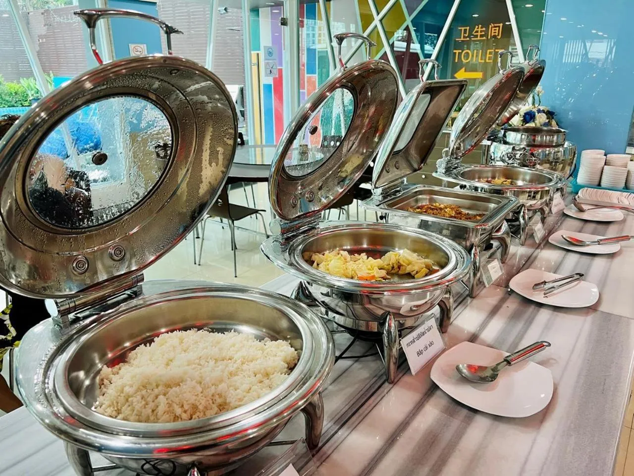 Restaurant/places to eat in KANN Pattaya Hotel