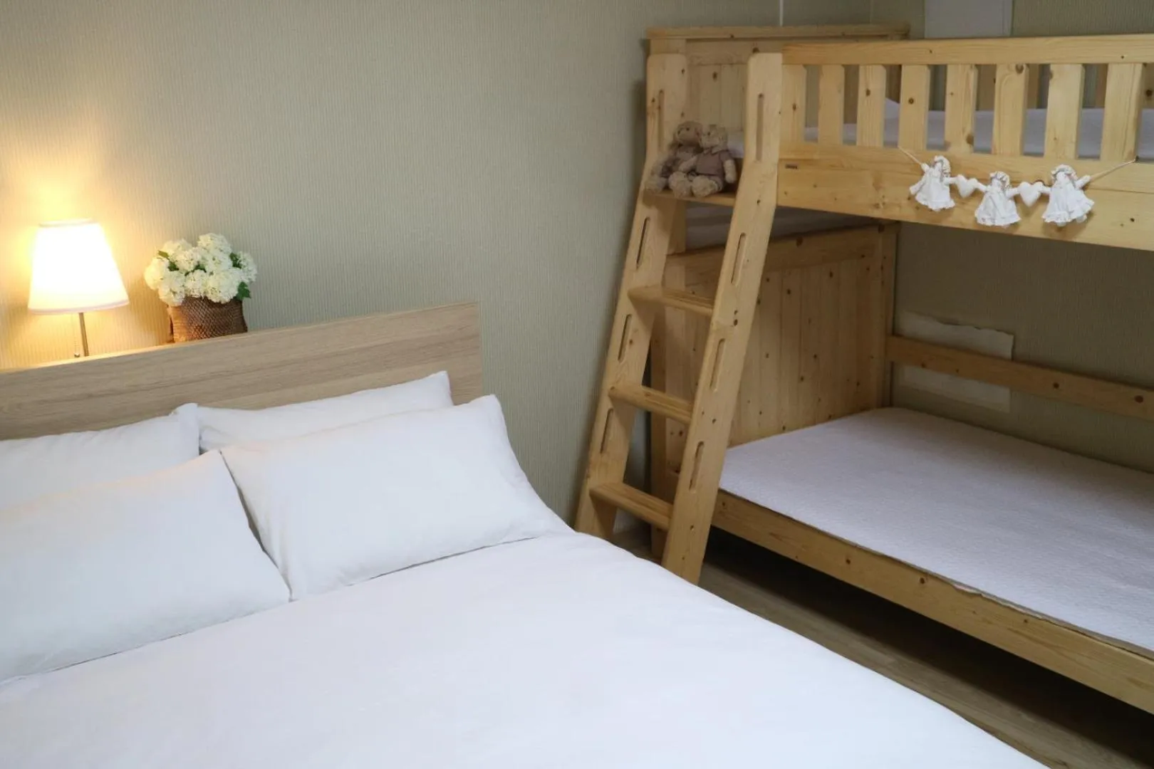 Bed in Mr. Kim Guesthouse