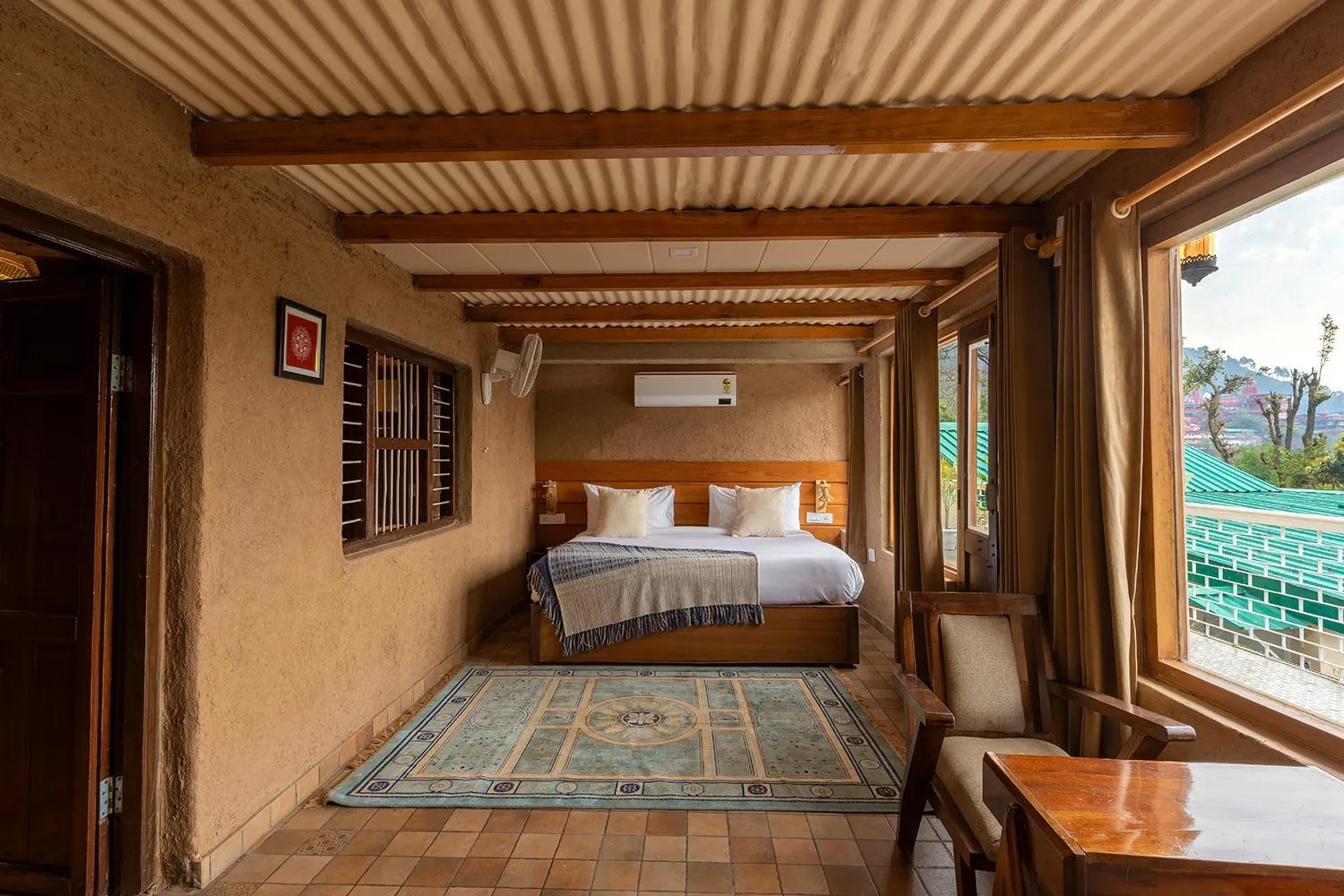 Bedroom, Bed in Maati Resort by The Lake Hill