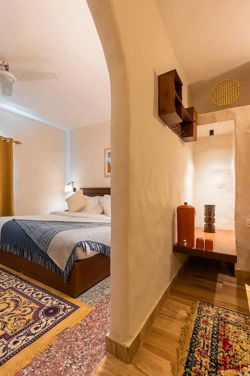 Photo of the whole room, Bed in Maati Resort by The Lake Hill