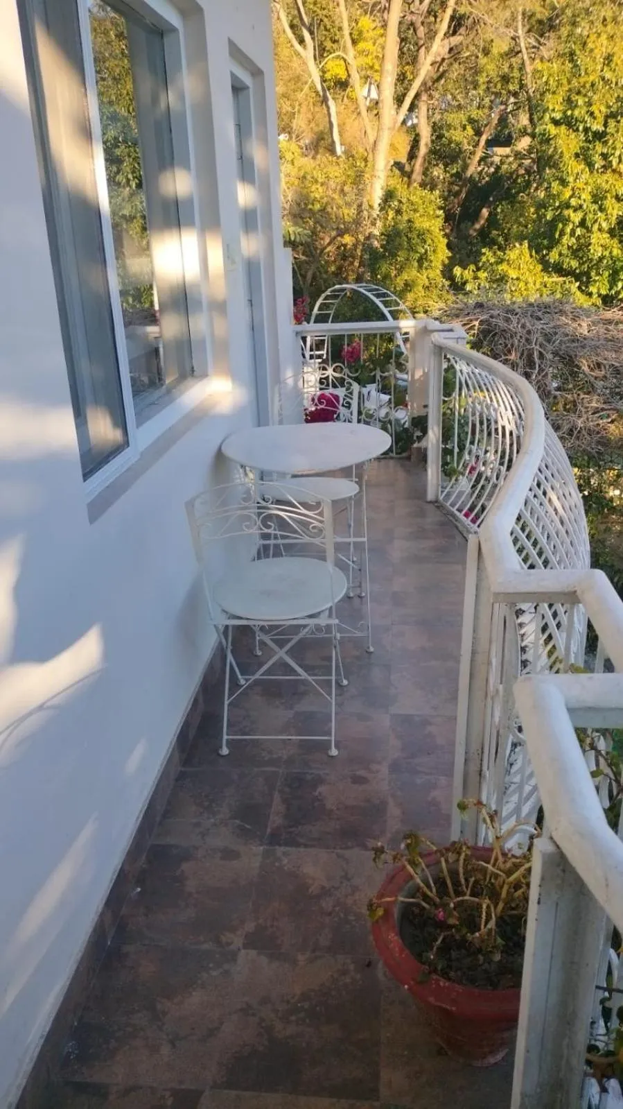 Balcony/Terrace in Maati Resort by The Lake Hill