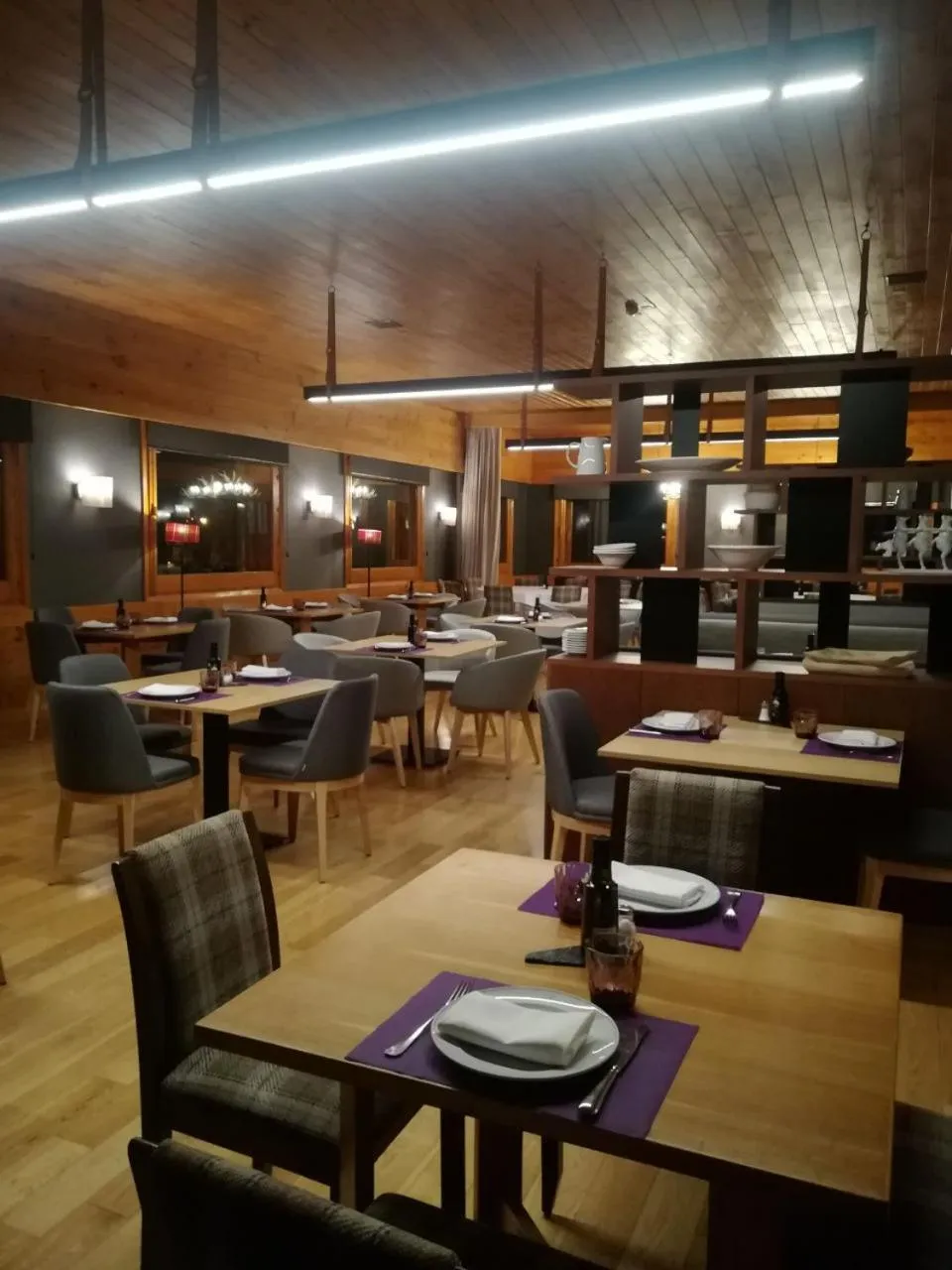 Restaurant/places to eat in Parador de Artíes